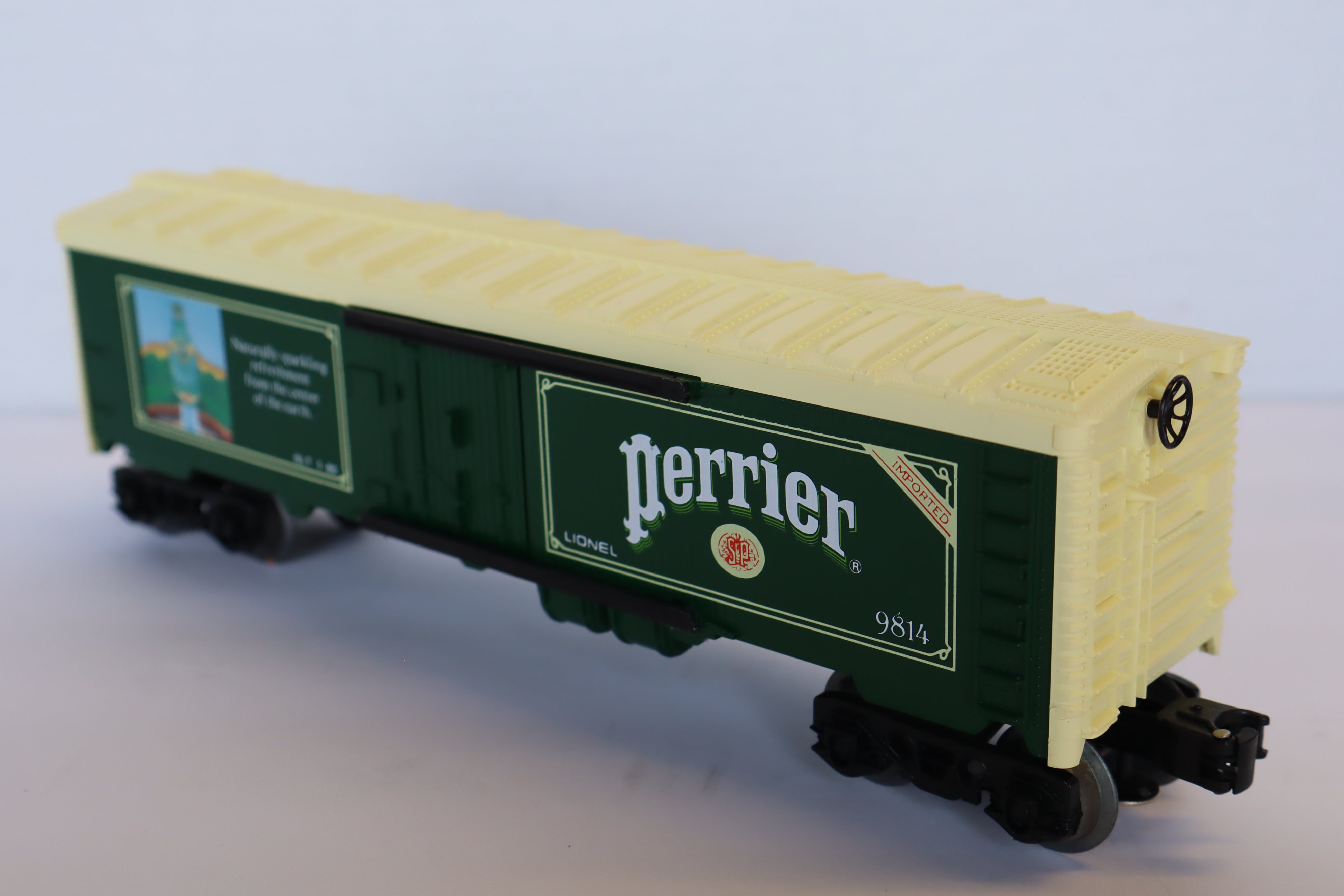 Lionel 6-9814 Perrier Billboard Reefer Car-Second hand-M8095
