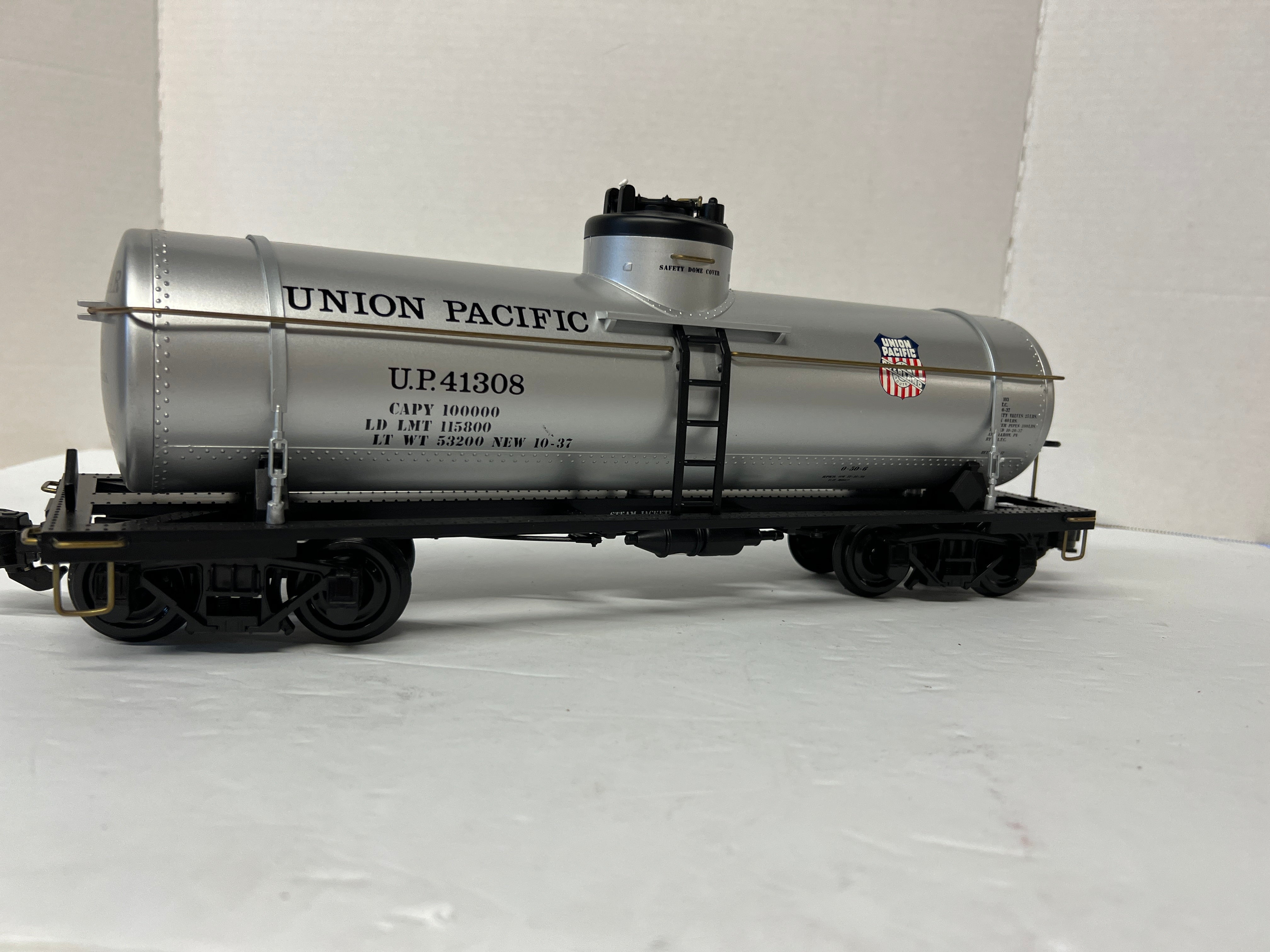 Aristo G-Gauge 41308 - Single Dome Chemical Tank Car "Union Pacific" #41308-Second-hand-G1232