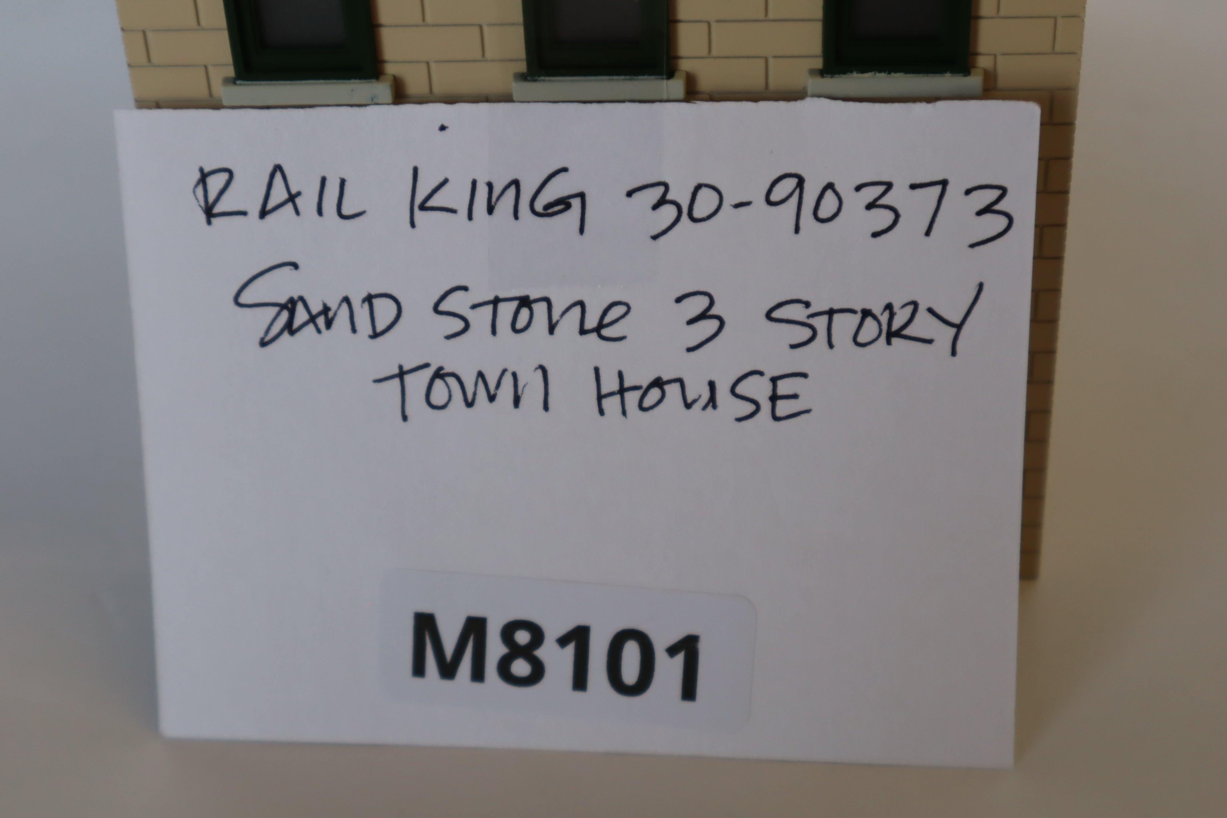 Rail King 30-90373 Sand Stone 3 Story Town House-Second hand-M8101