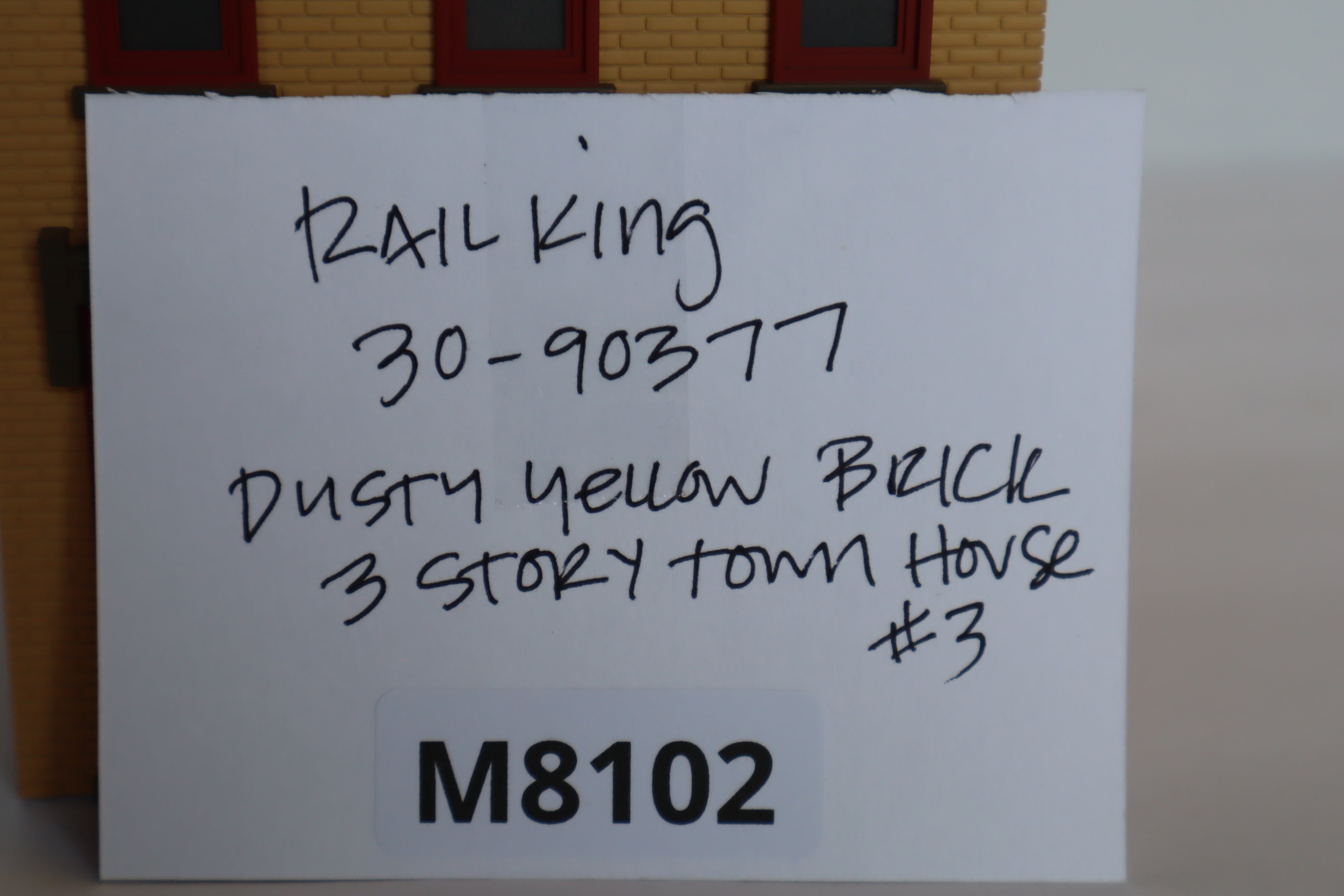 Rail King 30-90377 Dusty Yellow Brick 3-Story Town House #3-Second hand-M8102