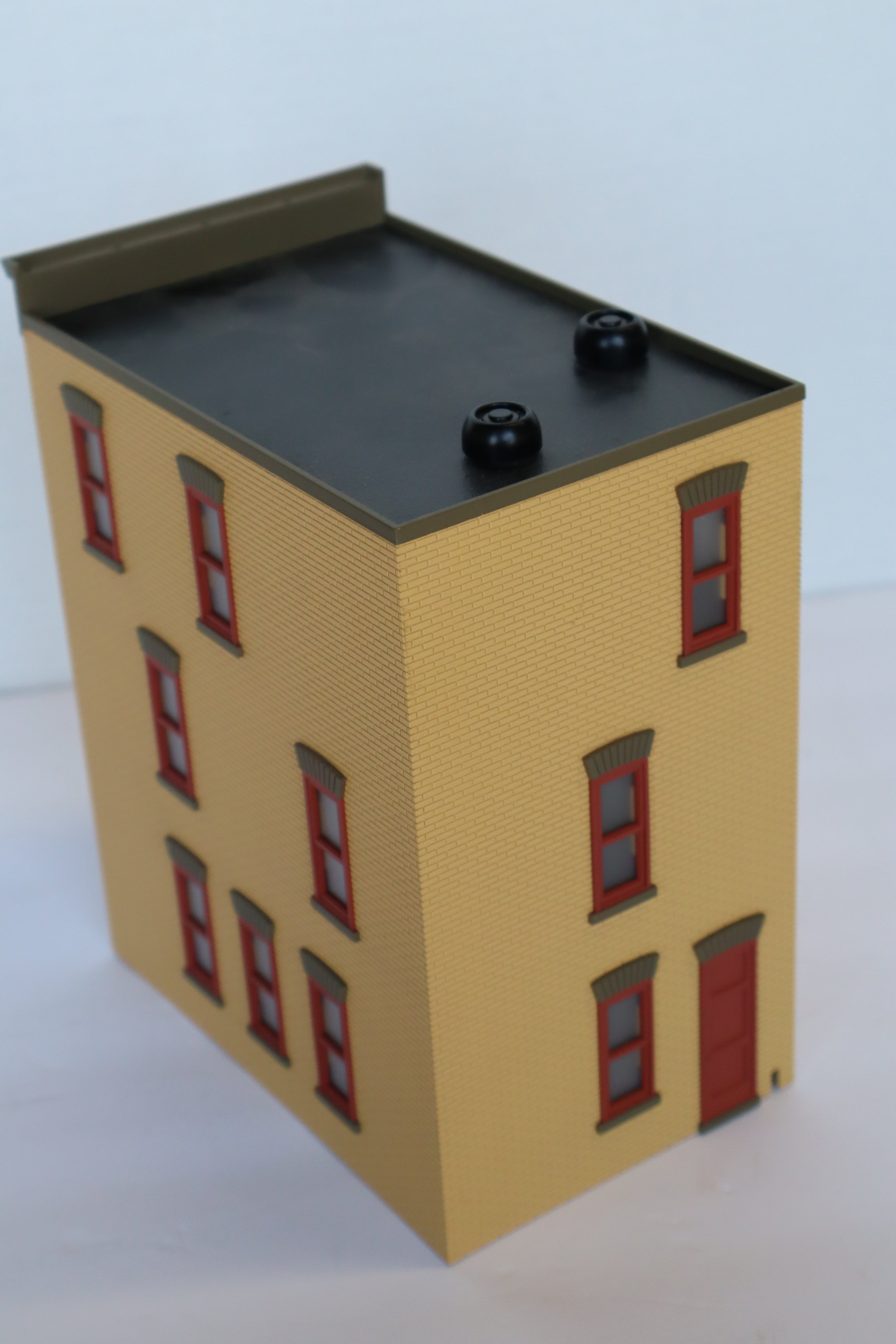 Rail King 30-90377 Dusty Yellow Brick 3-Story Town House #3-Second hand-M8102