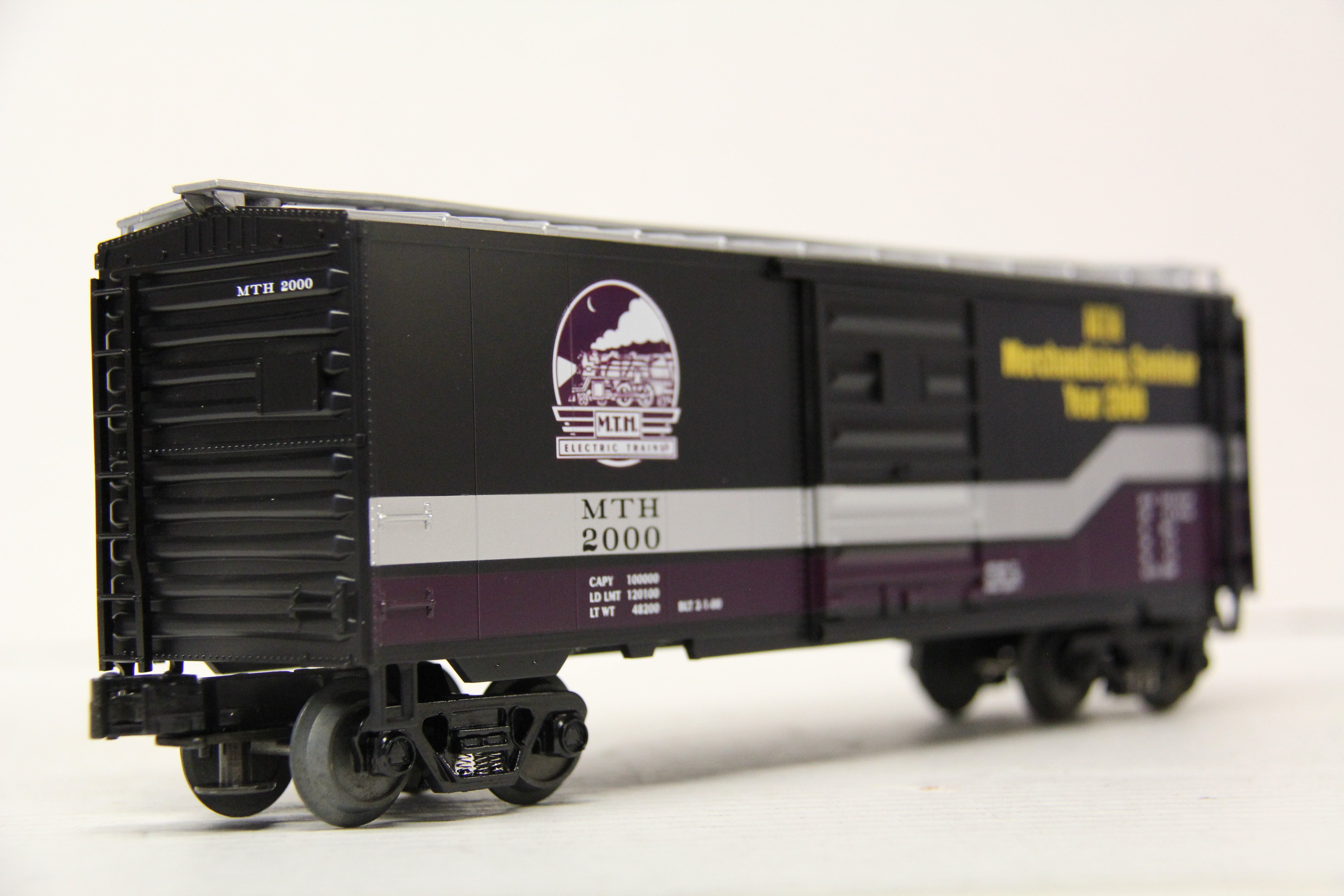 MTH 20-93038 MTH Seminar Year 2000 40' Single Door Box Car-Second hand-M6642