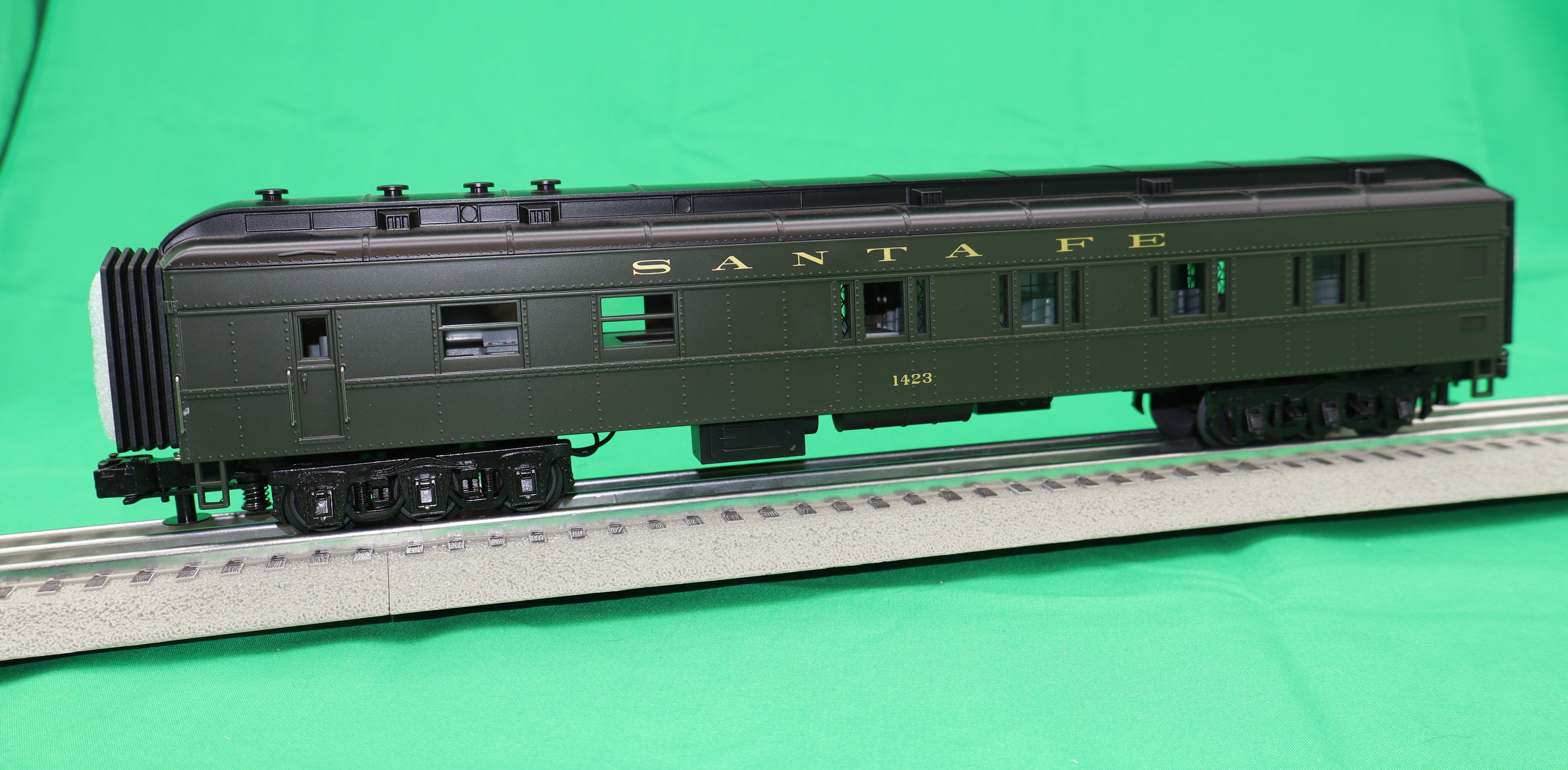 MTH 30-69367 - 60' Madison Combo/Diner Set