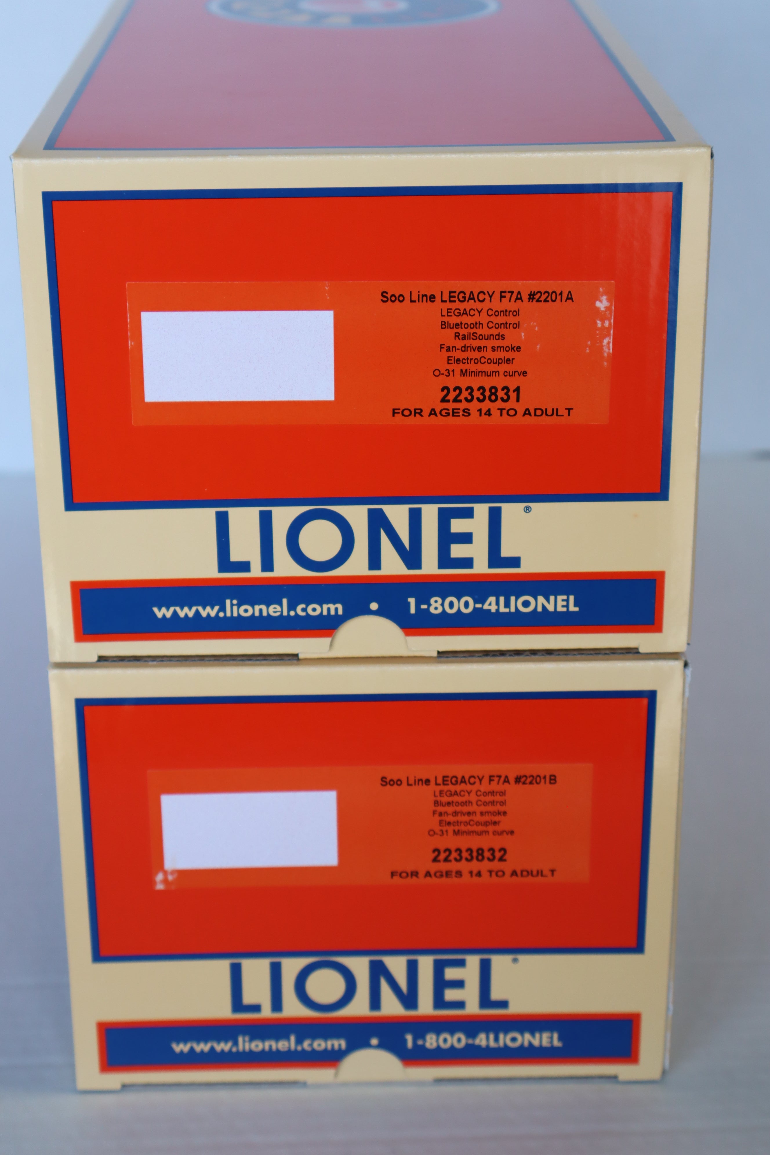 Lionel 2233830 Soo Line Legacy F7 AA & 2233839 Soo Line Legacy SuperBass F7B #2202C-Second hand-M7832