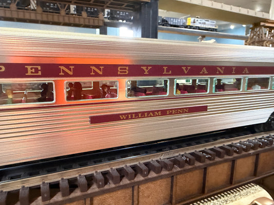 Lionel 2527100 - 18" Aluminum Coach Car Set "Pennsylvania" (2-Car)