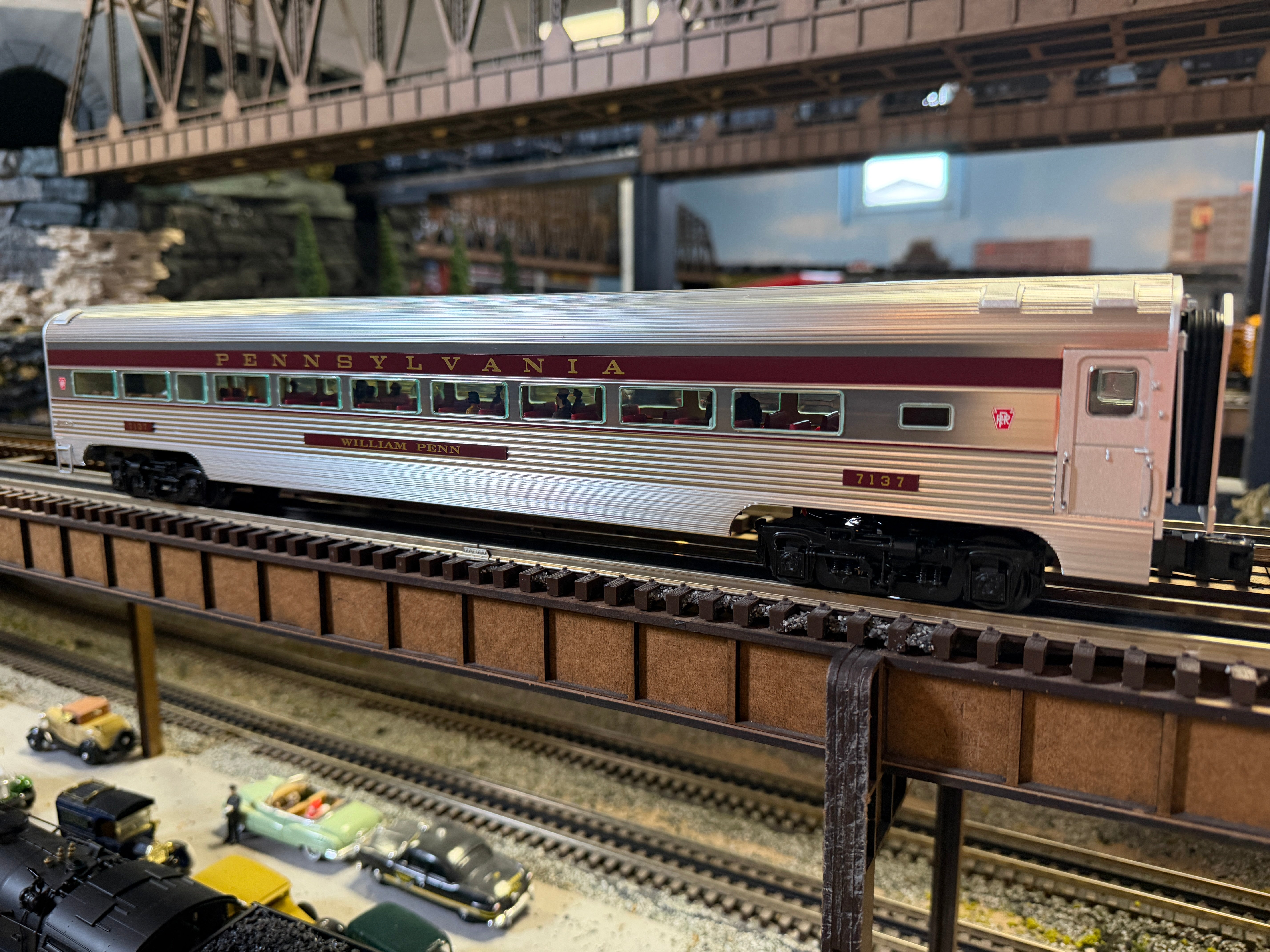 Lionel 2527100 - 18" Aluminum Coach Car Set "Pennsylvania" (2-Car)