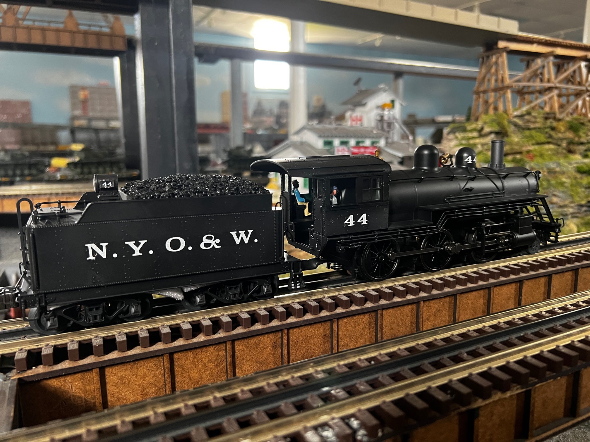Lionel 2331510 - Legacy 2-6-0 Steam Locomotive "New York Ontario & Western" #44 - Custom by Harry Hieke
