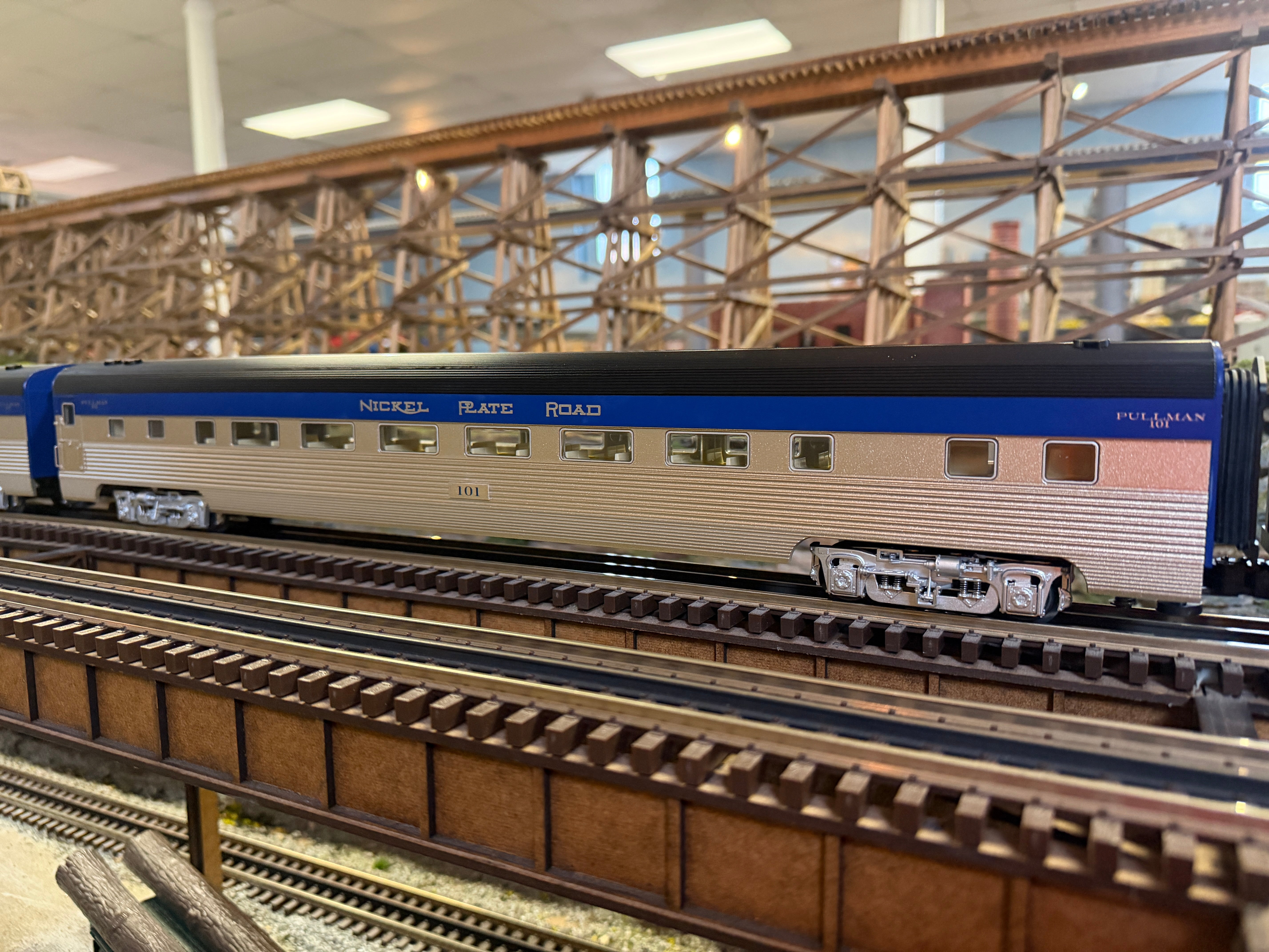 Lionel Legacy Diesel ABA & 7 Passenger Car Bundle "Nickel Plate Road" #184/185/184B