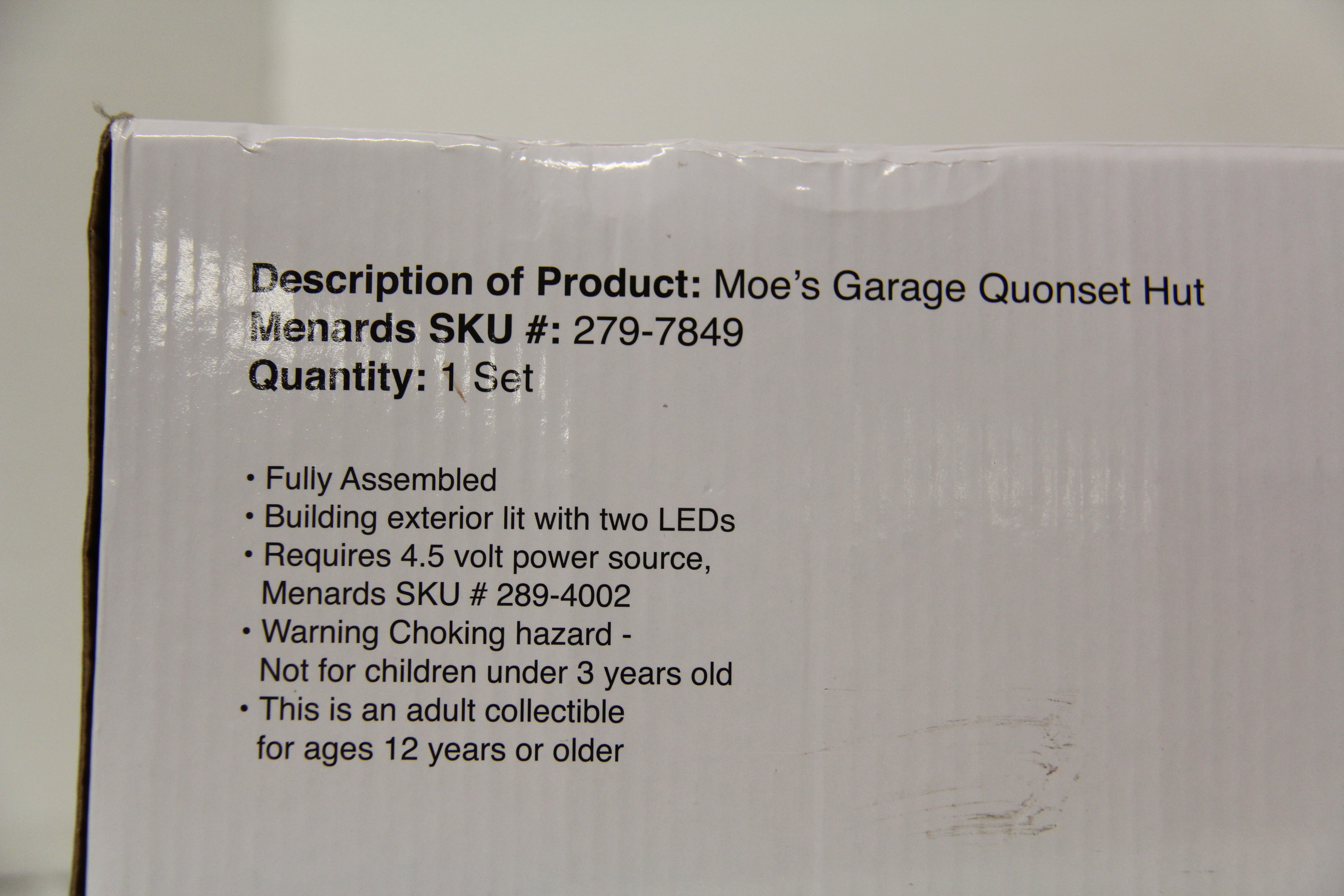 Menards 279-7849 Moe's Garage Quonset Hut-Second hand-M6652