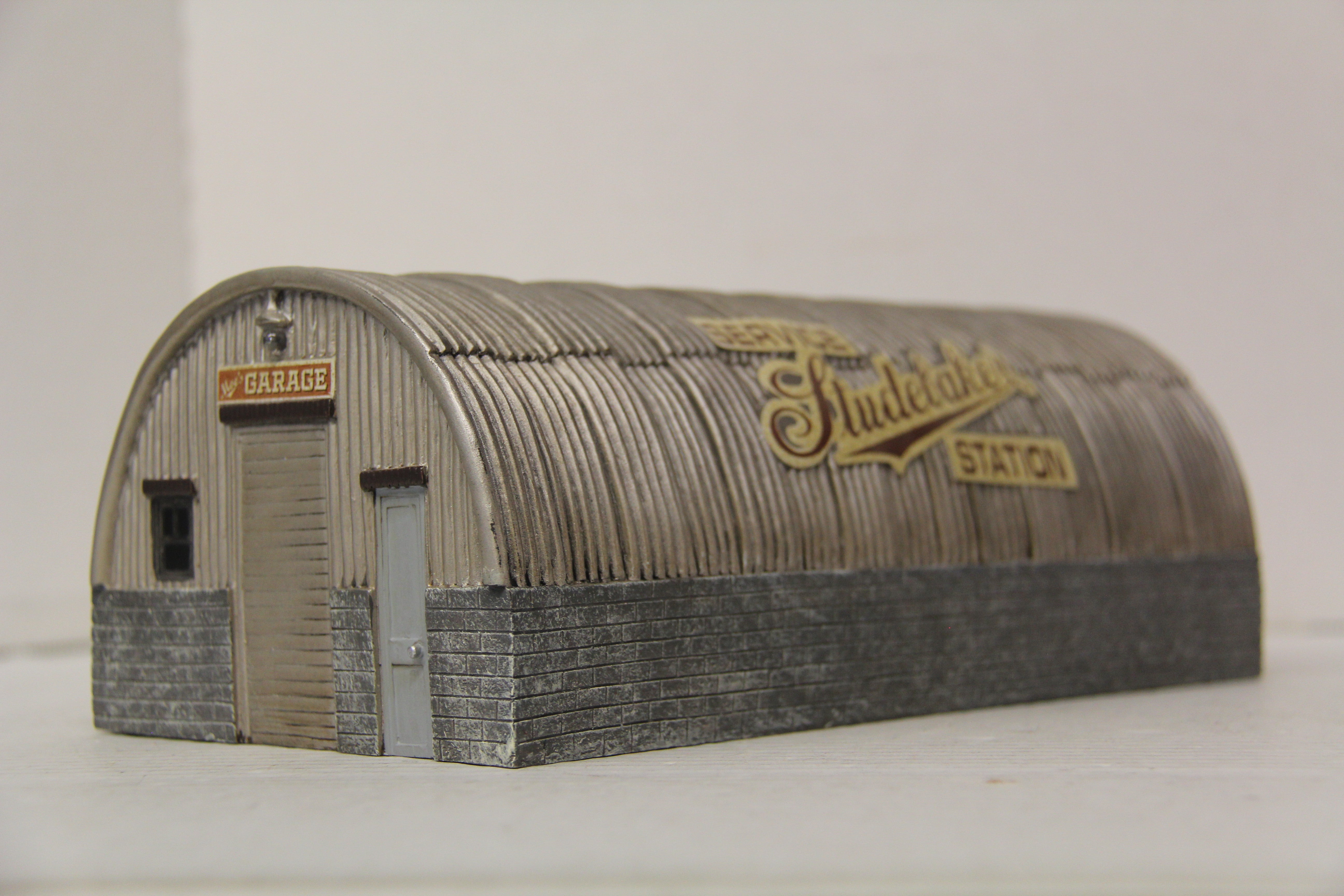 Menards 279-7849 Moe's Garage Quonset Hut-Second hand-M6652
