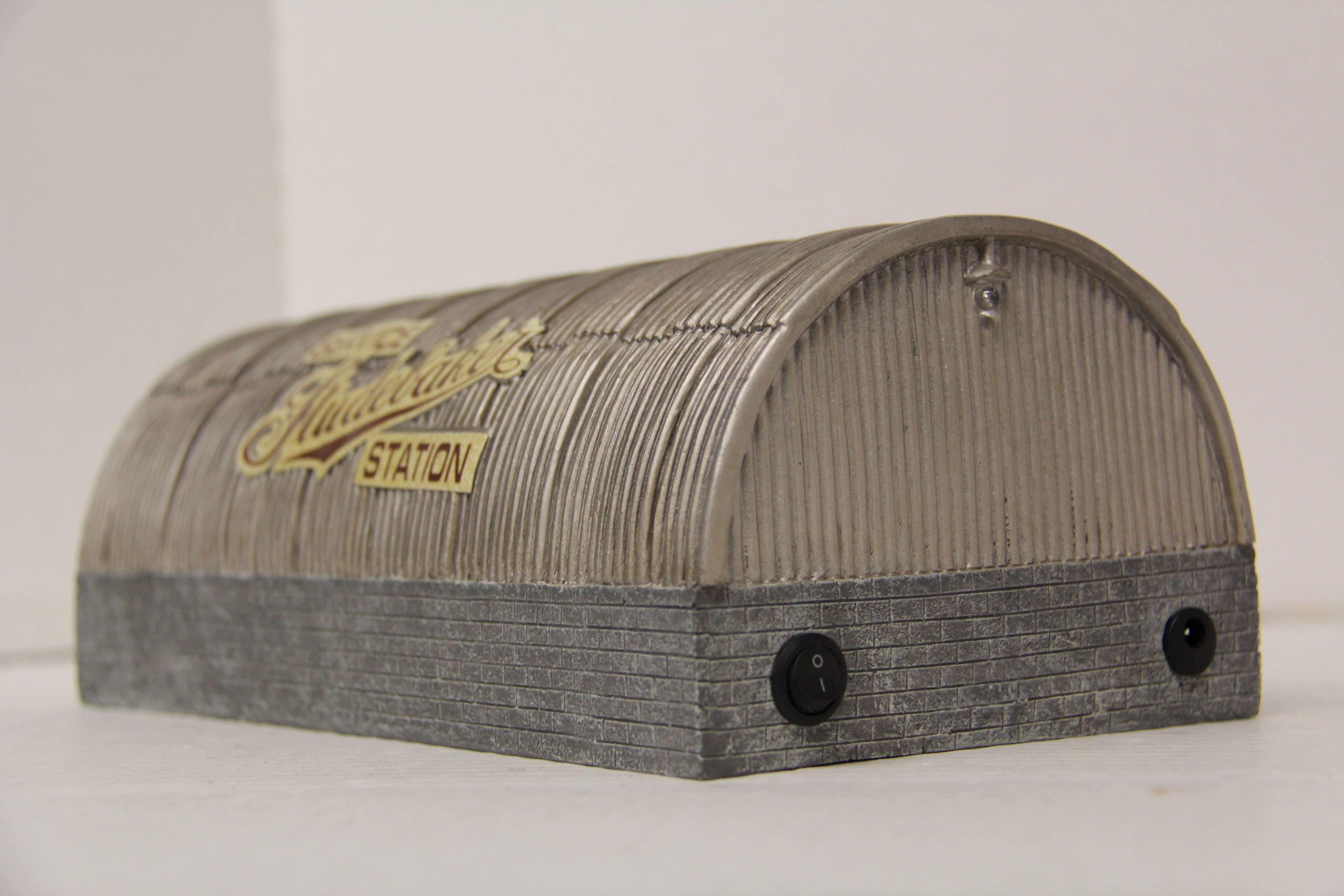 Menards 279-7849 Moe's Garage Quonset Hut-Second hand-M6652