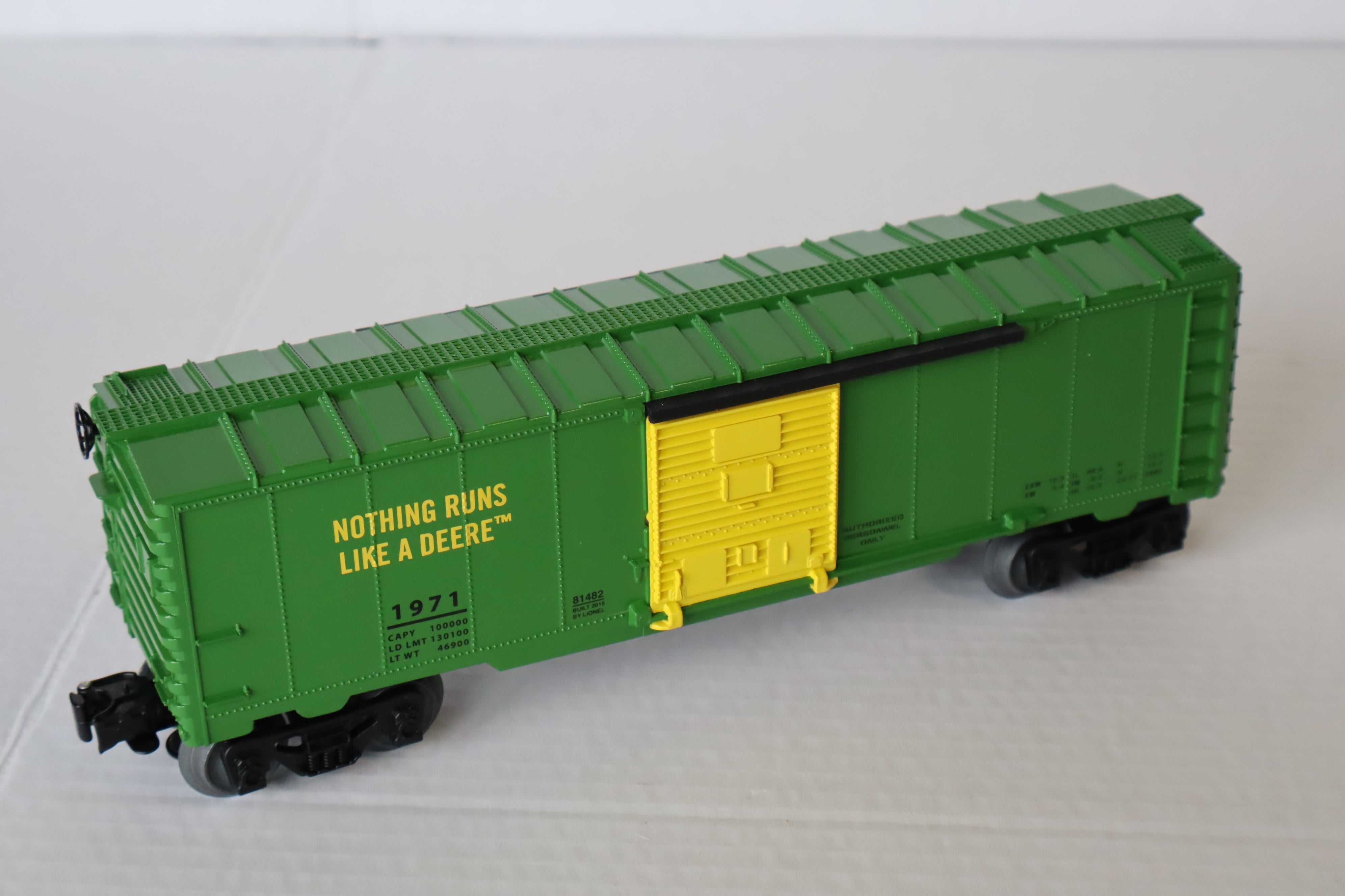 Lionel 6-81482 John Deere Boxcar-Second hand-M8111