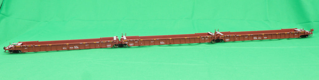 Walthers HO 910-55823 - Mainline - NSC Articulated 3-Unit 53' Well
