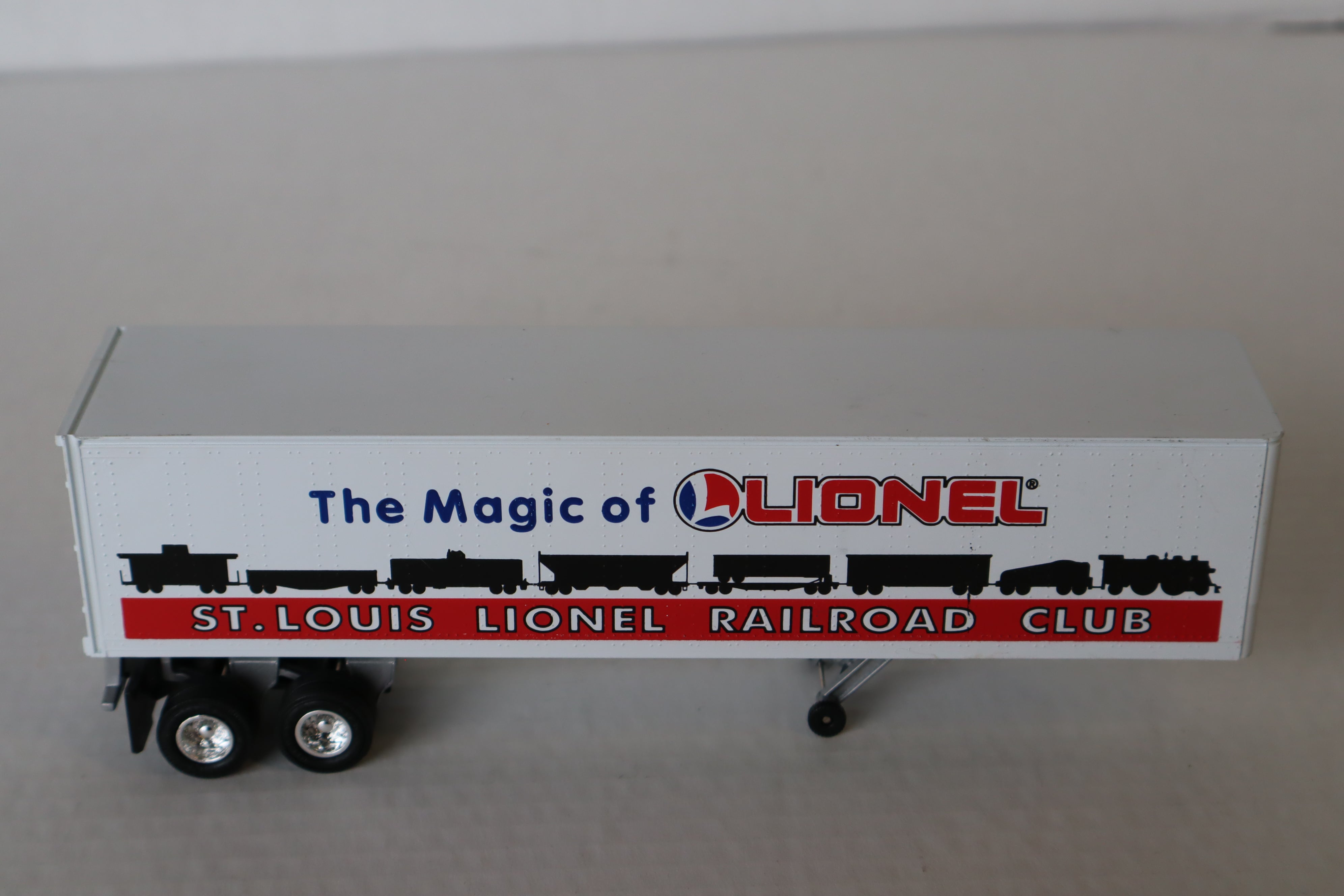 Lionel 6-52104 St Louis Railroad Club Tractor Trailor-Second hand-M8115