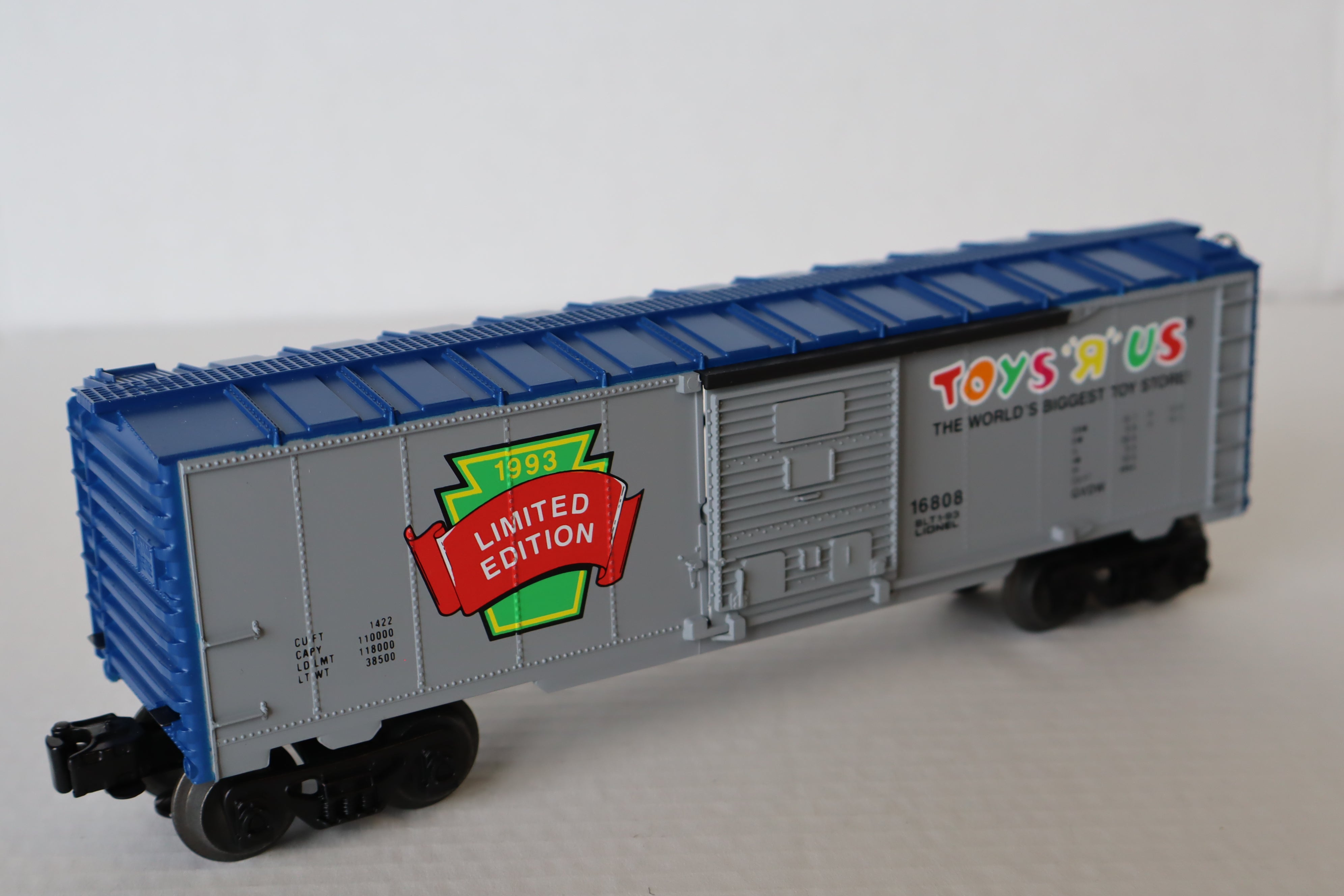 1993 Lionel Toys R Us Box Car-Second hand-M8116