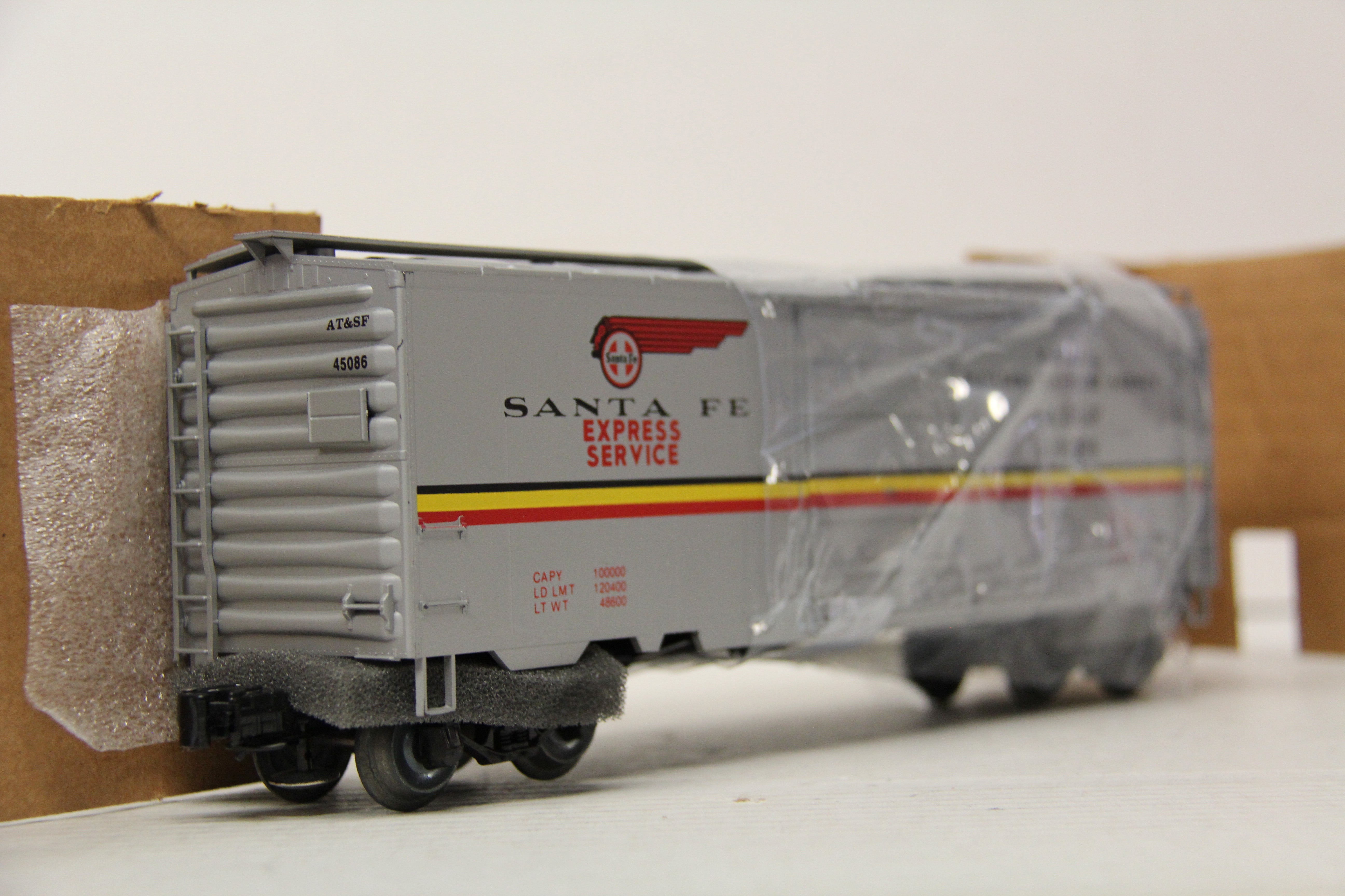Weaver Santa Fe Us Mail Boxcar #45086-Second hand-M6662