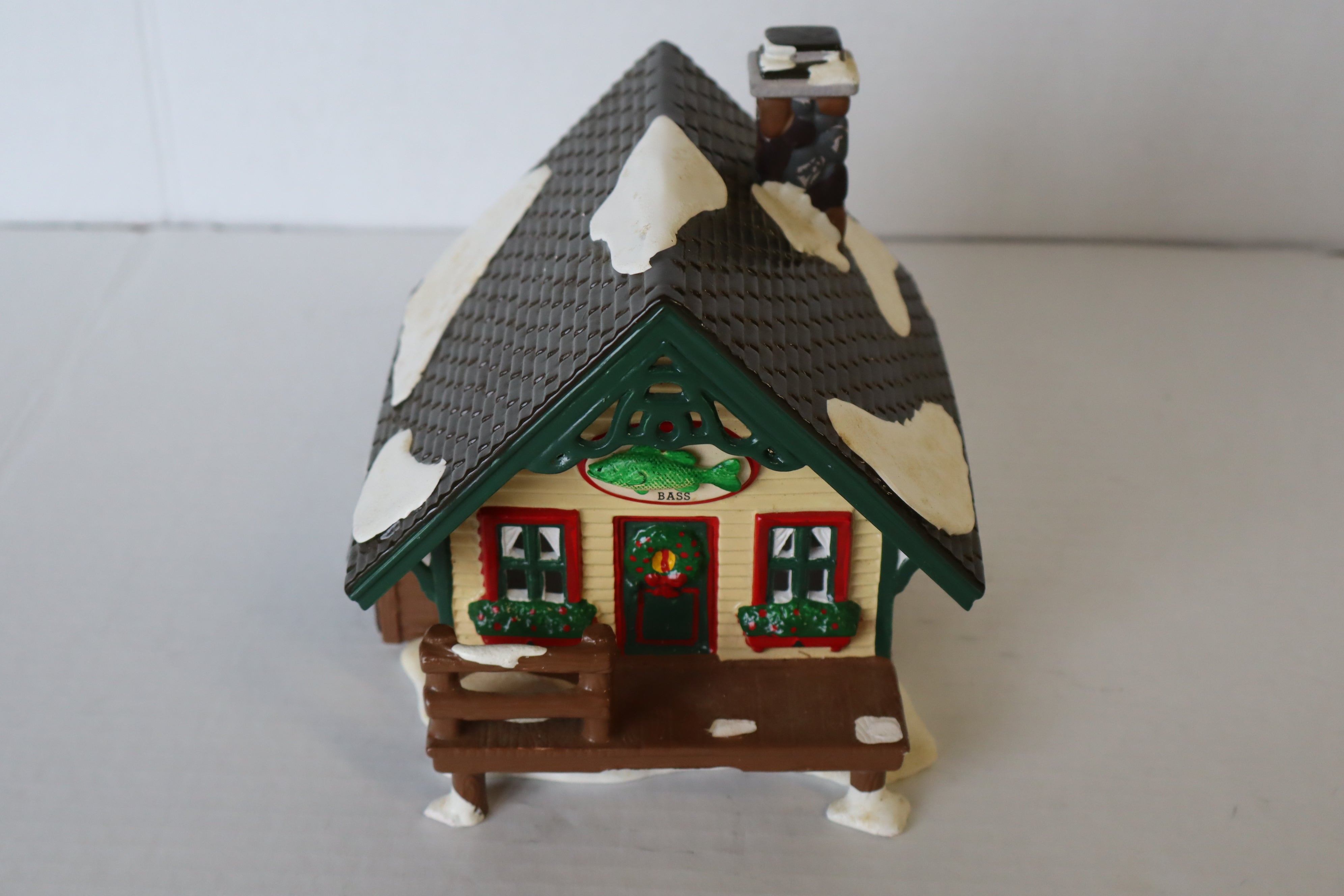 Department 56 Snow Village Vintage Fisherman's Nook Bass Cabin-Second hand-M8121