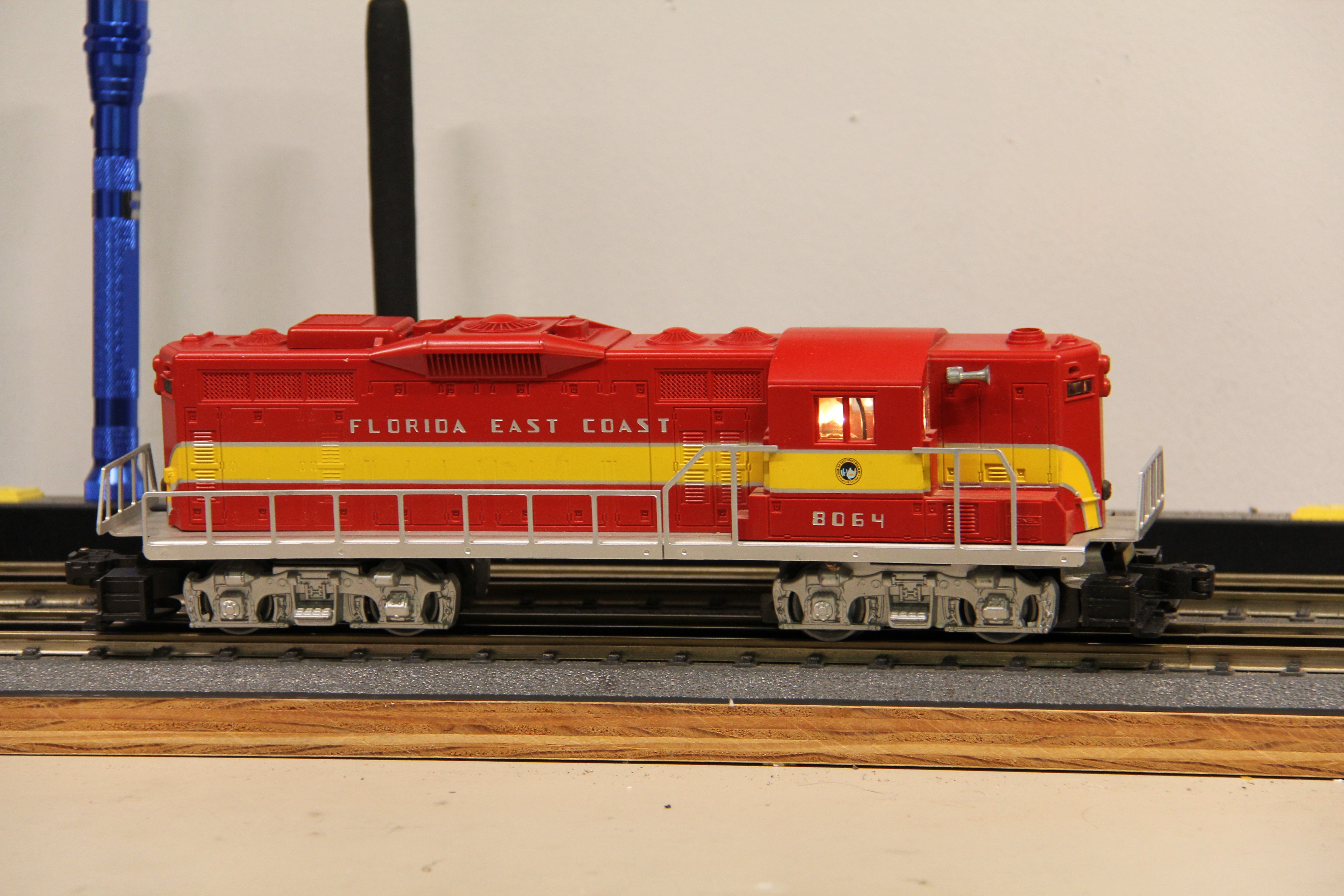 Lionel 6-8064 Florida East GP-9 Powered Diesel-Second hand-M6506