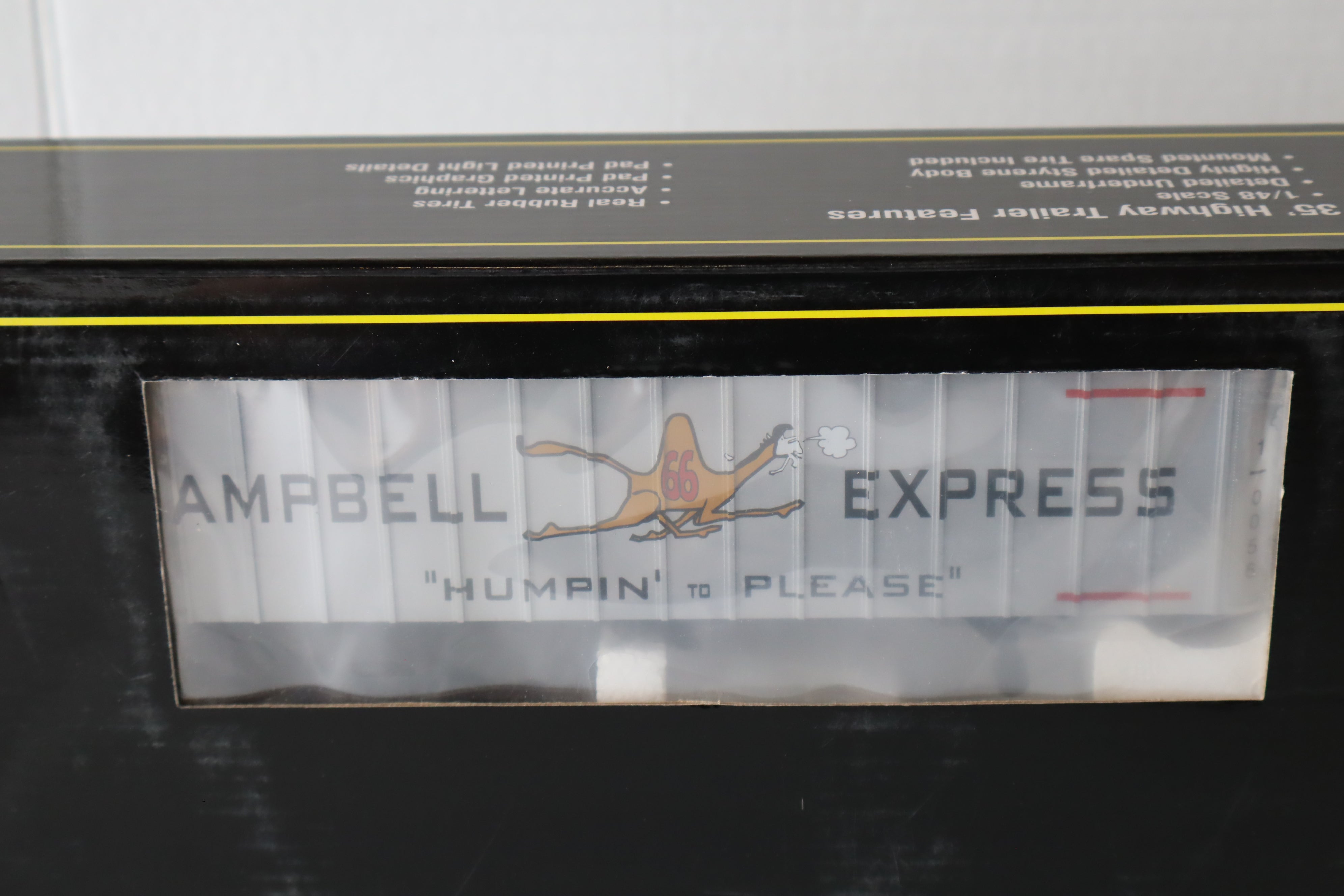 Weaver U23020 LD ATSF/ Campbell Express 50' Flat Car w/  35' Trailers #330216-Second hand-M8130