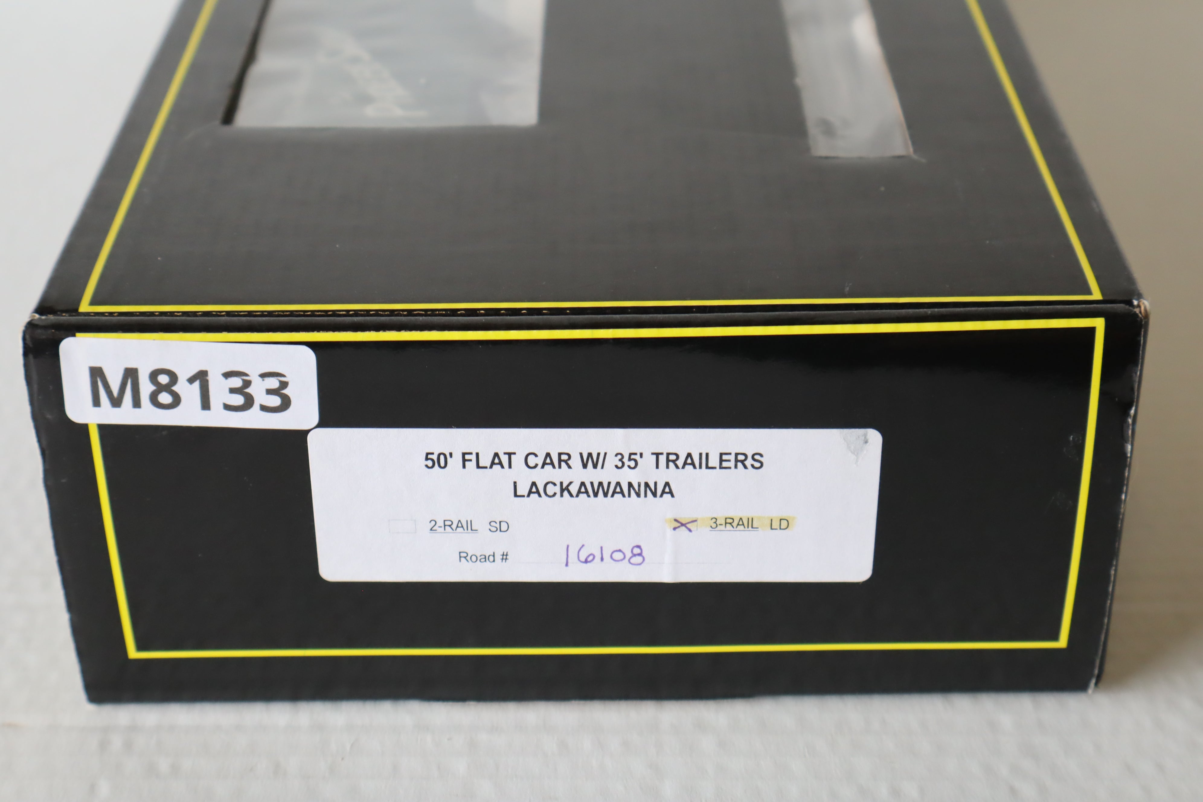 Weaver Lackawanna 50' Flat Car w/  35' Trailers #16108-Second hand-M8133