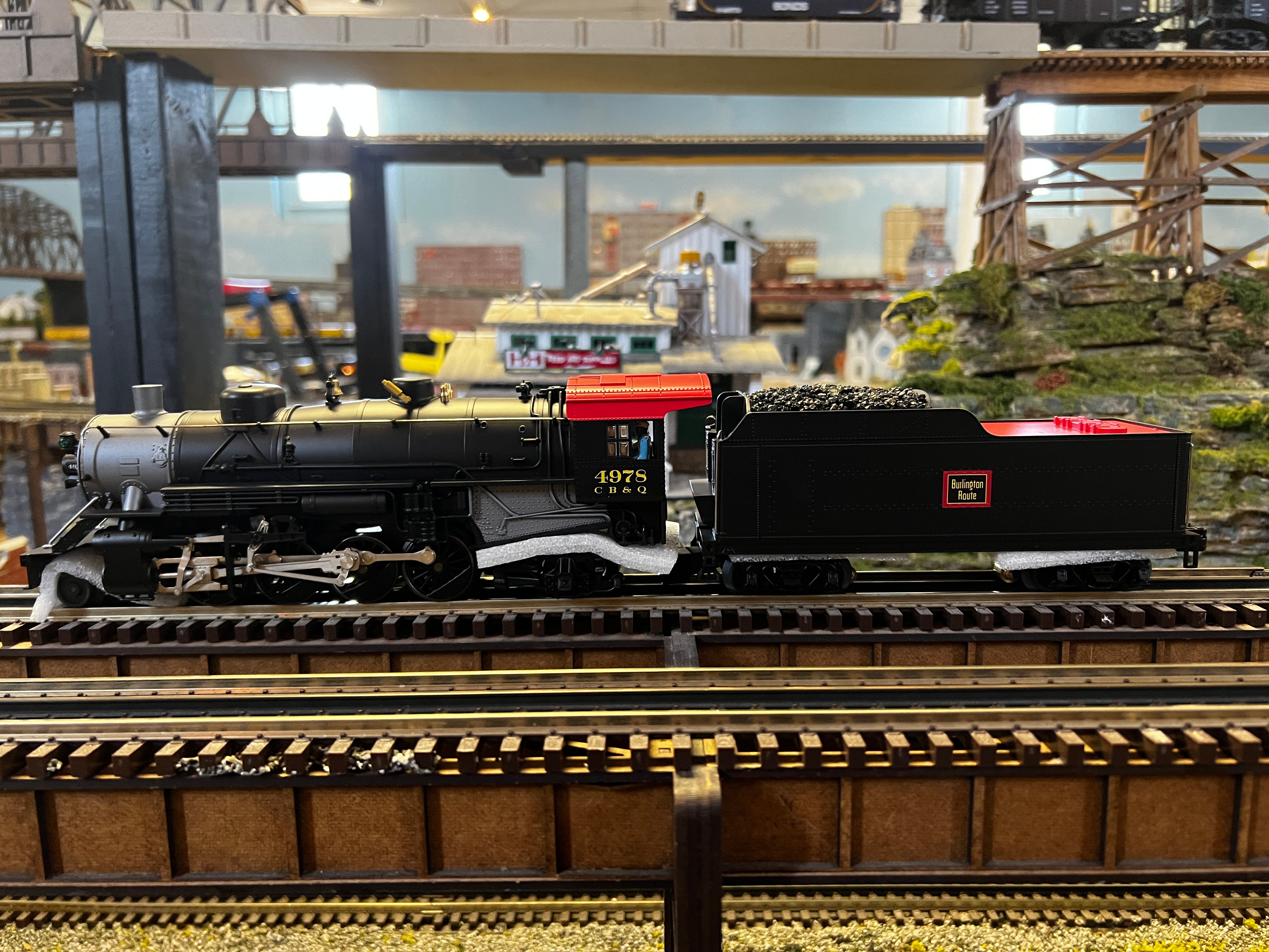 Lionel 2332060 - LionChief+ 2.0 Mikado Steam Locomotive "Chicago, Burlington & Quincy" #4978