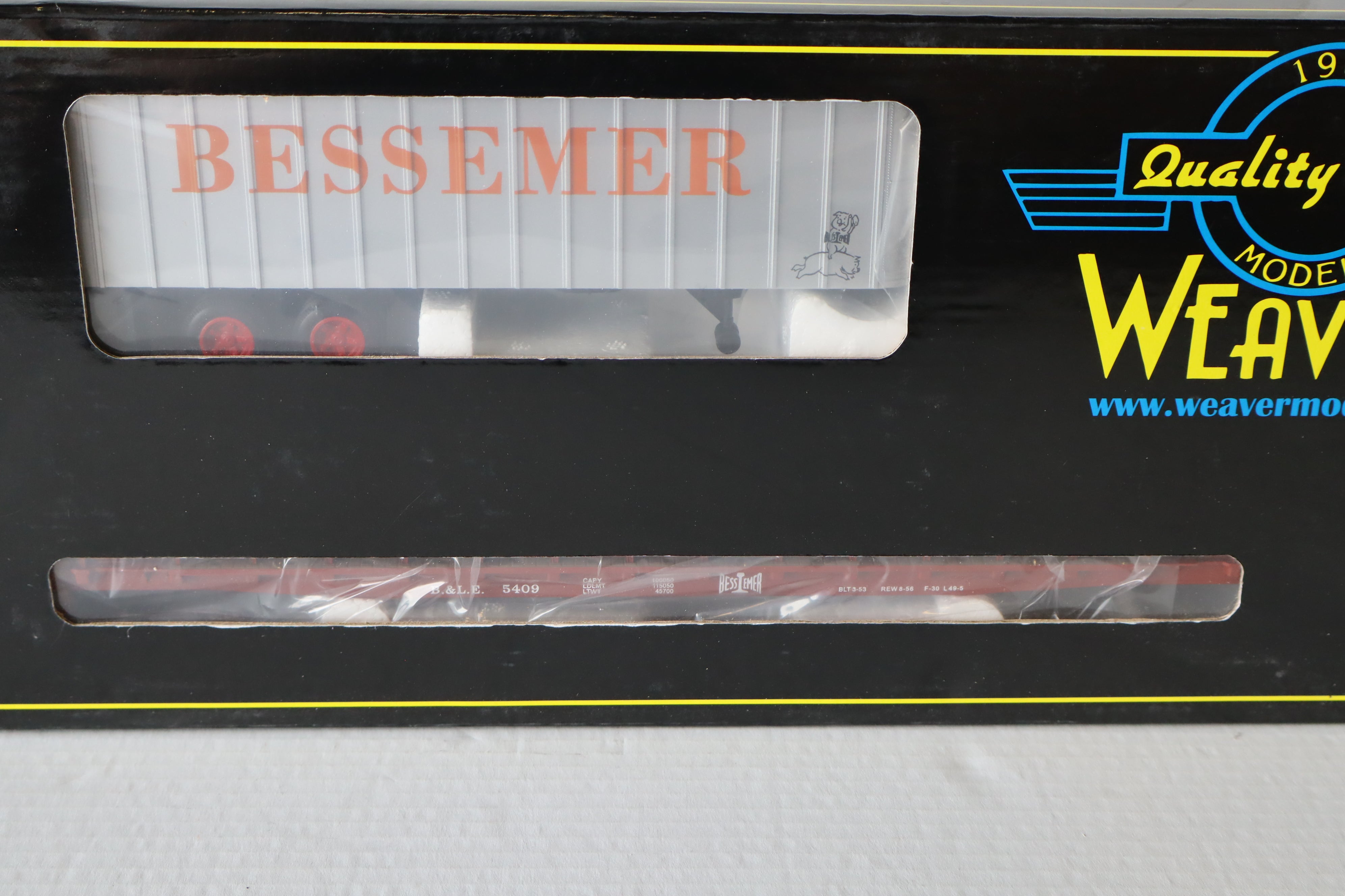 Weaver CR001 LD B & LE/ Bessemer 50' Flat Car w/  35' Trailers #5409-Second hand-M8136