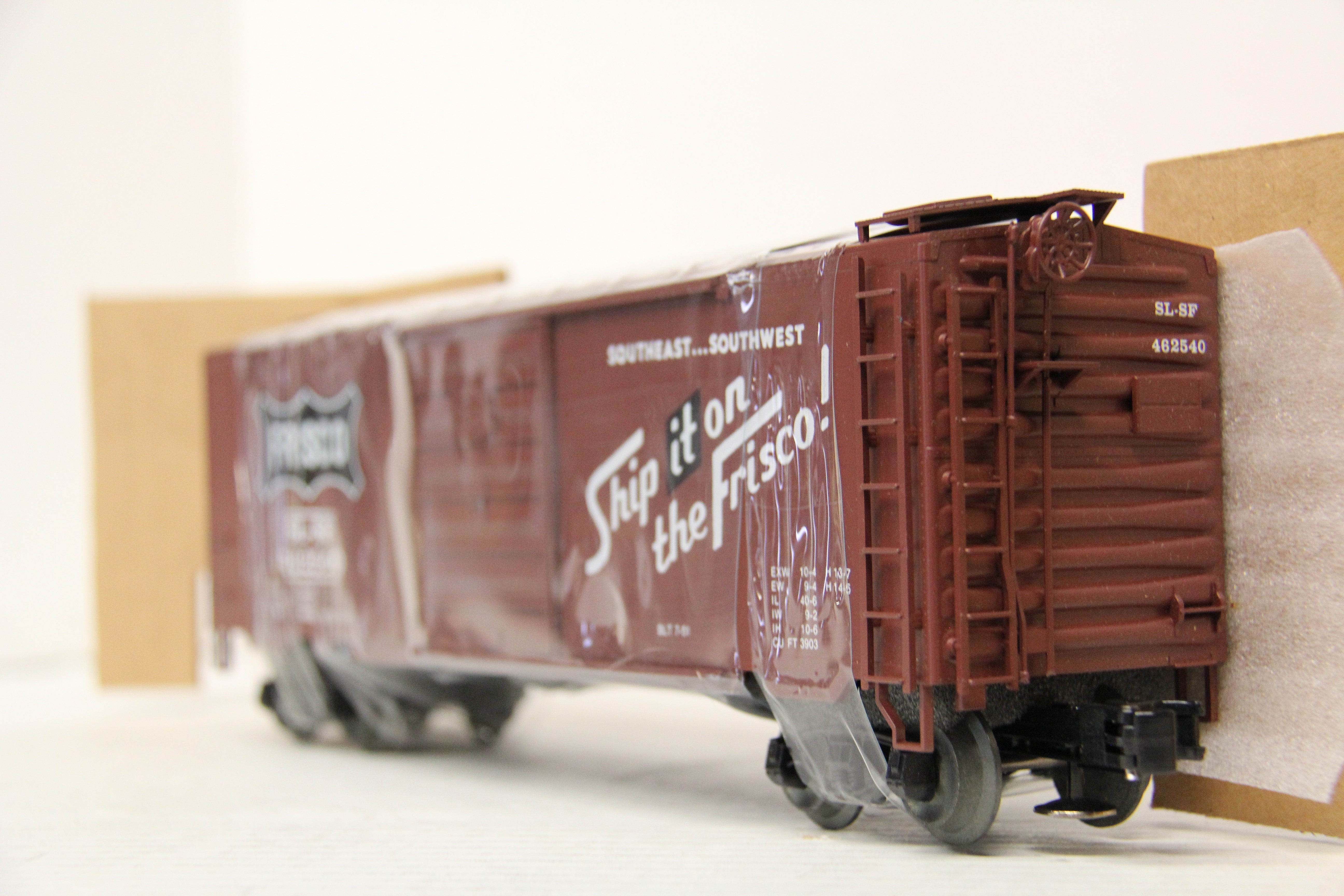 Weaver 2093 P&D Hobby Special Run 2093 "Frisco" "Ship it on Frisco" #46250-Second hand-M6666