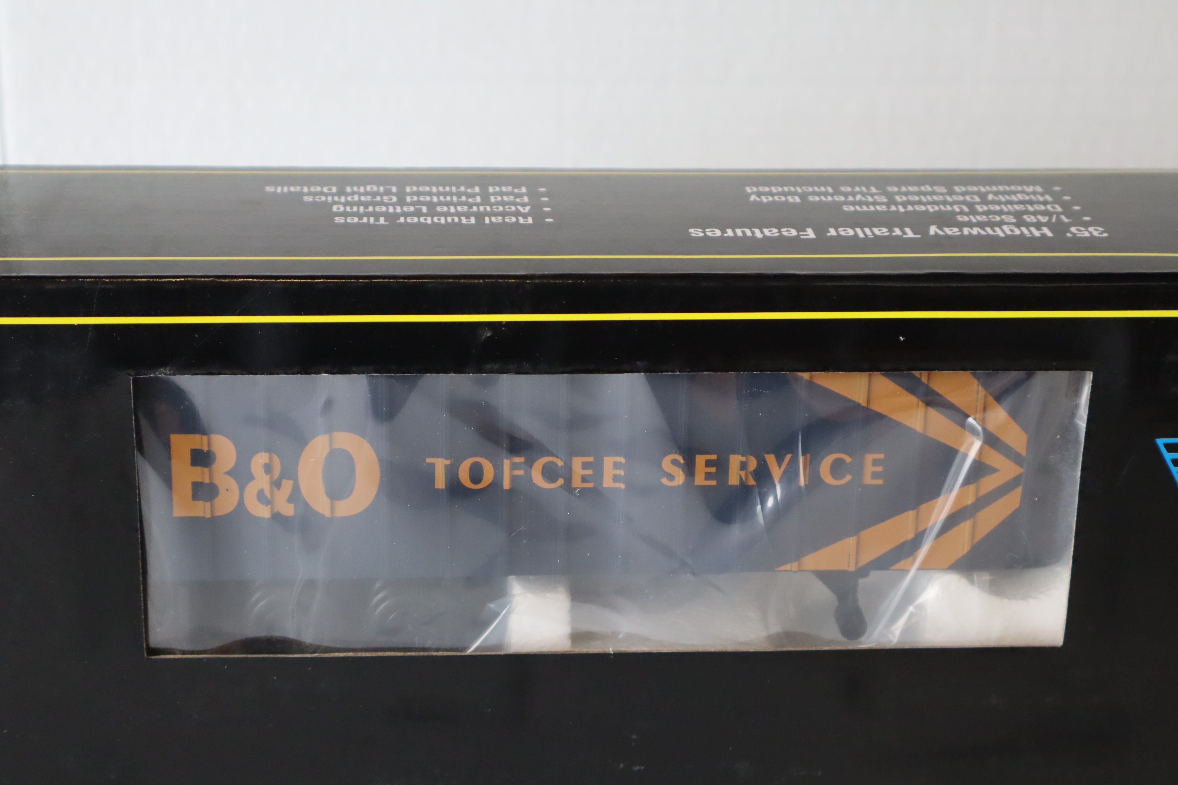 Weaver U23017 LD Baltimore & Ohio 50' Flat Car w/  35' Trailers #8709-Second hand-M8138