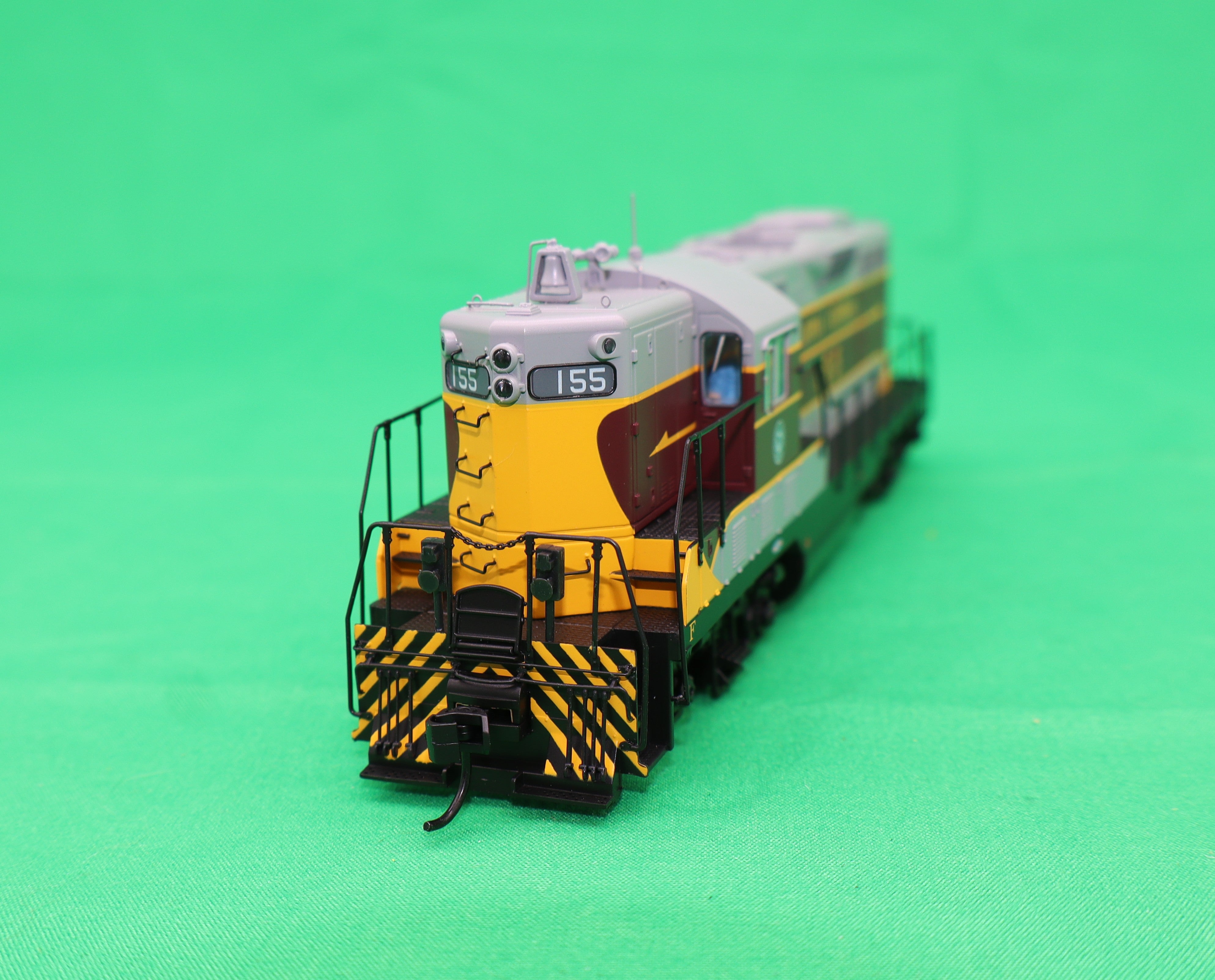 Walthers HO 920-42413 - Proto - EMD GP7 Diesel Locomotive "Algoma Central" #155 w/ DCC/Sound