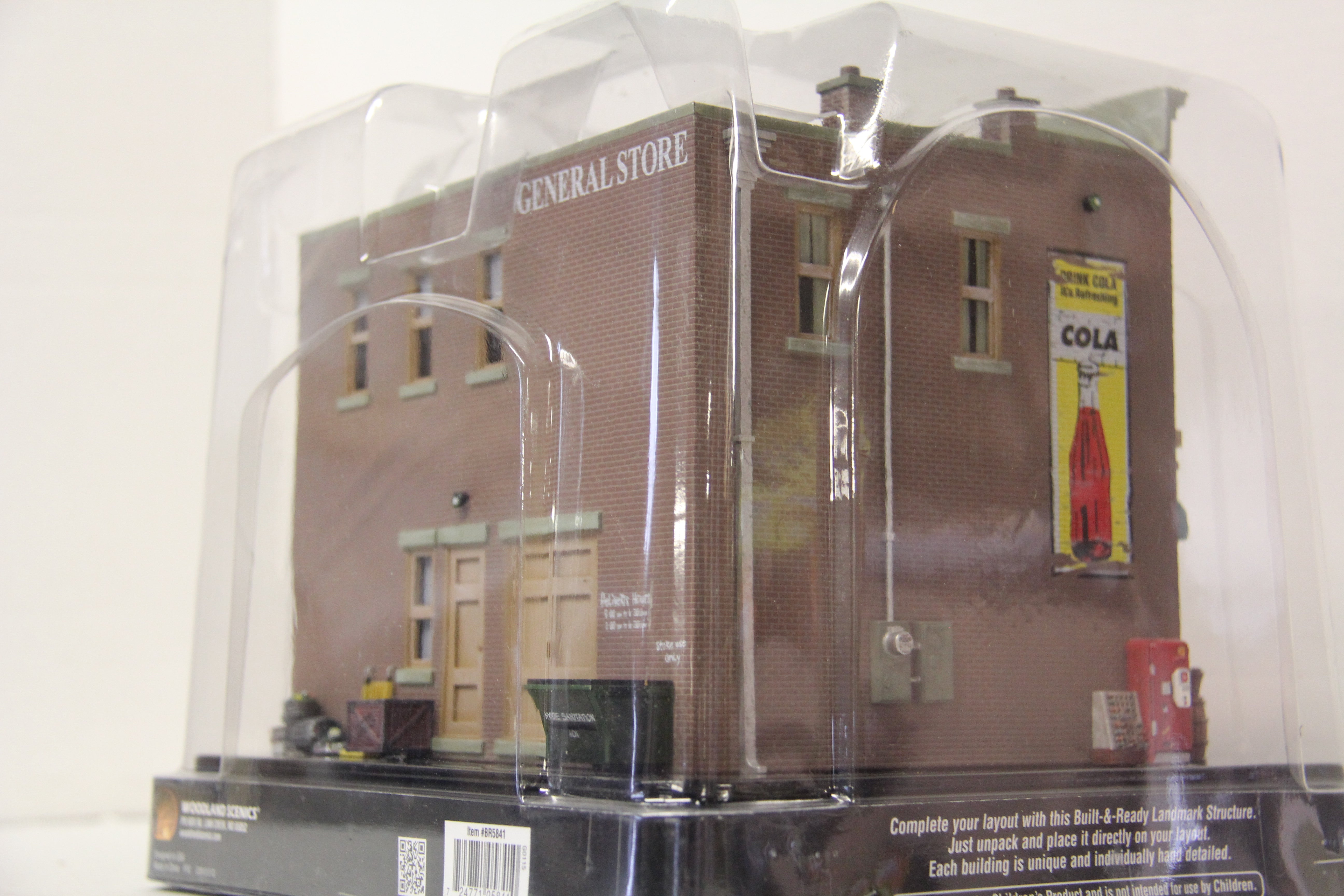 Woodland Scenics BR5841 Lubener's General Store Scale 1:48-Second hand-M6673