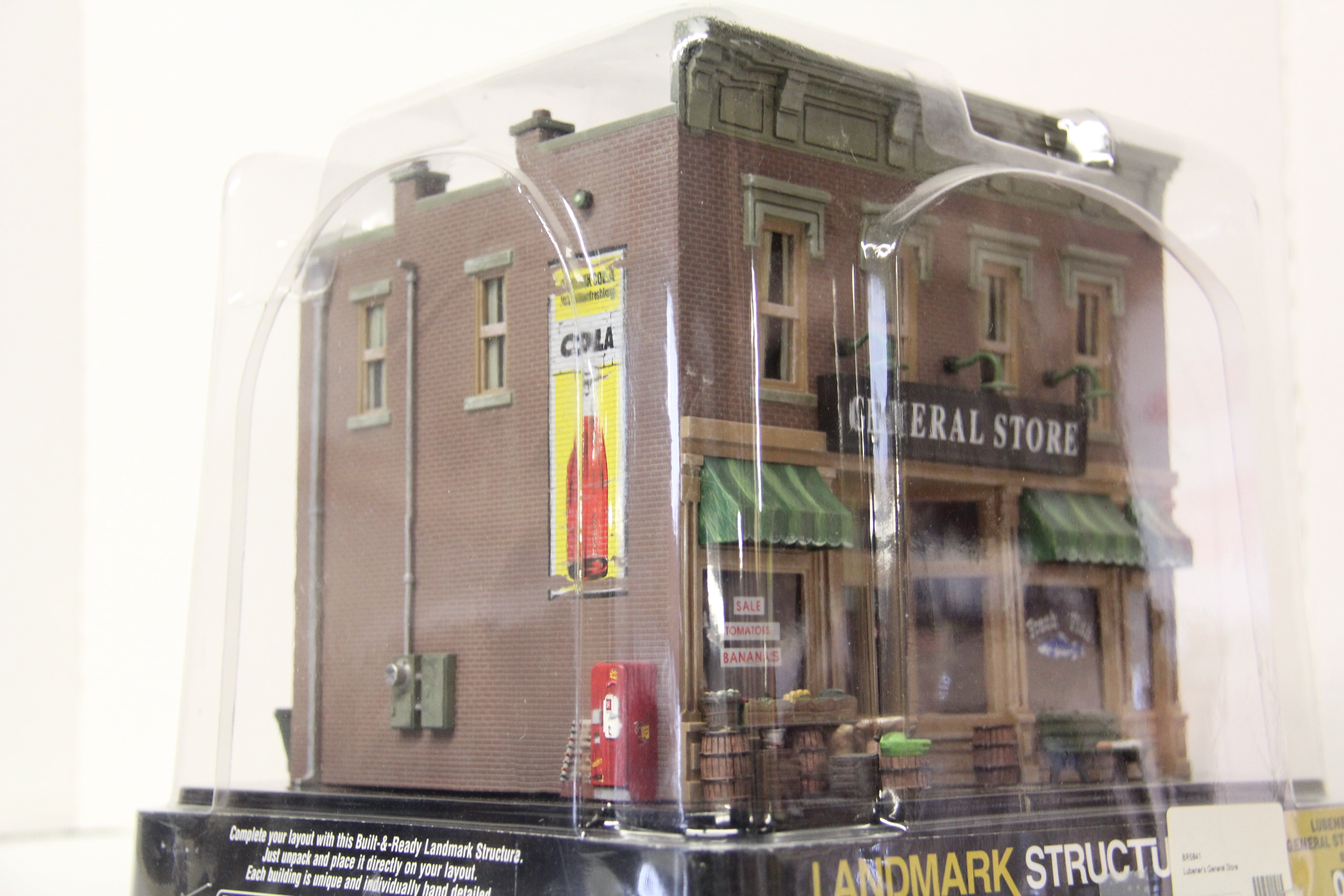 Woodland Scenics BR5841 Lubener's General Store Scale 1:48-Second hand-M6673