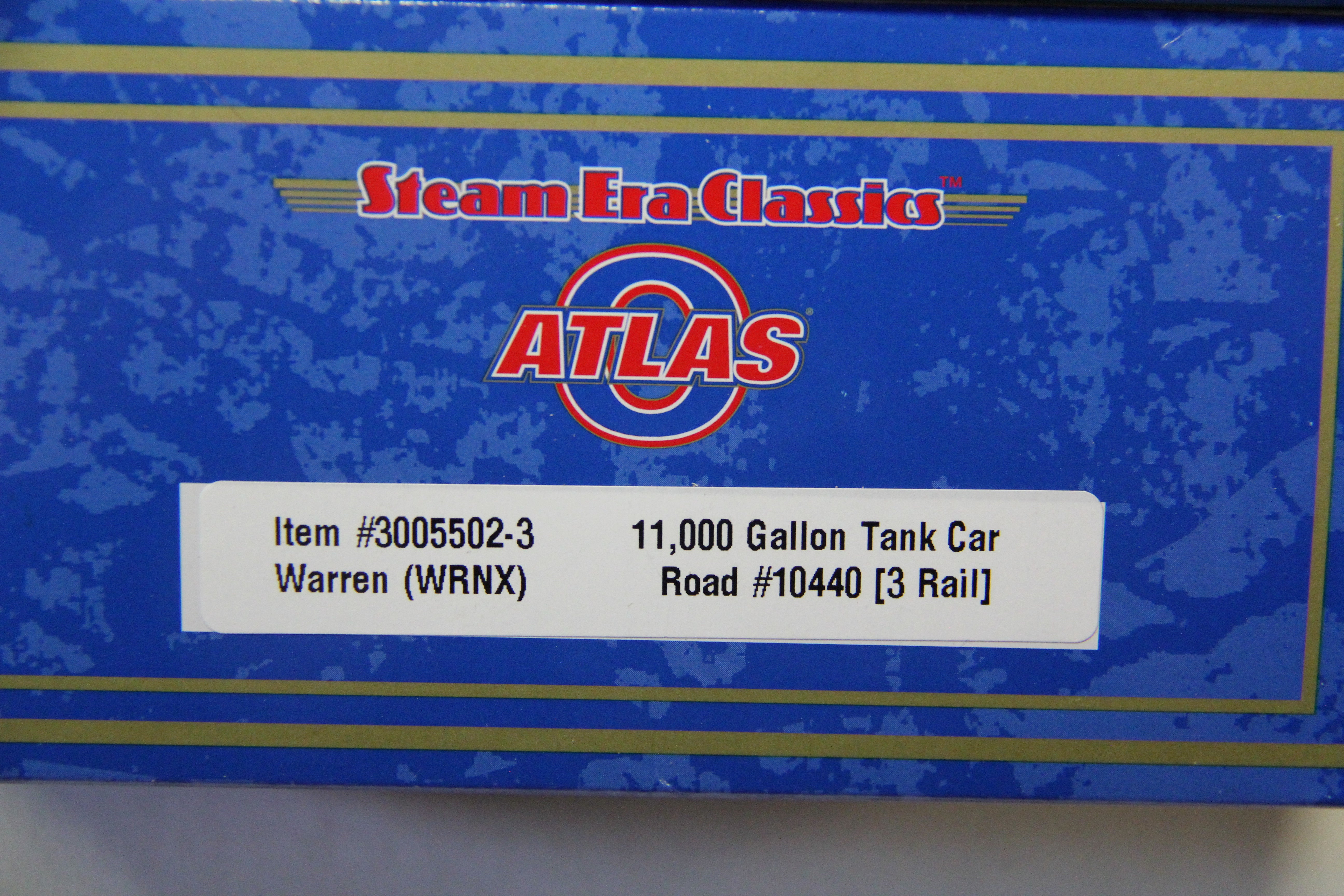 Atlas #3005502-4, -3 Warren (WRNX) 11,000 Gallon Tank Car 3 Rail-2 Car Set-Second hand-M4879