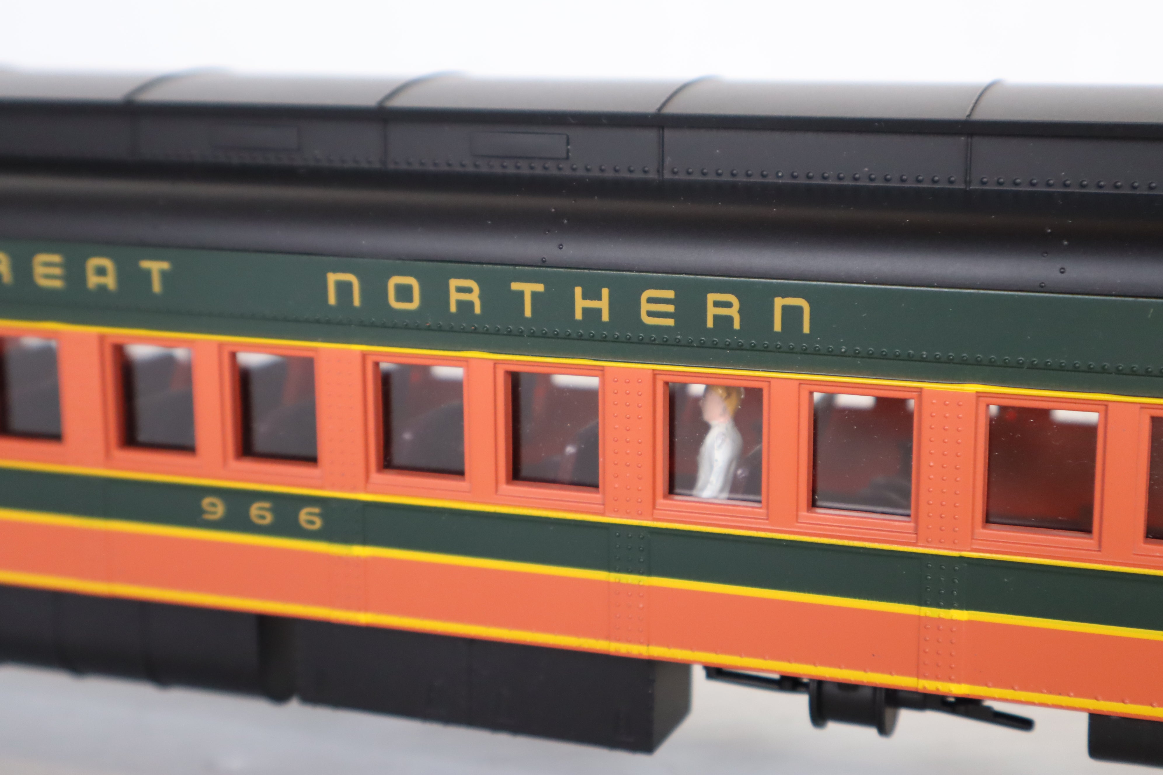 2006 Golden Gate Great Northern 80' Coach 4 Set-Second hand-M8158