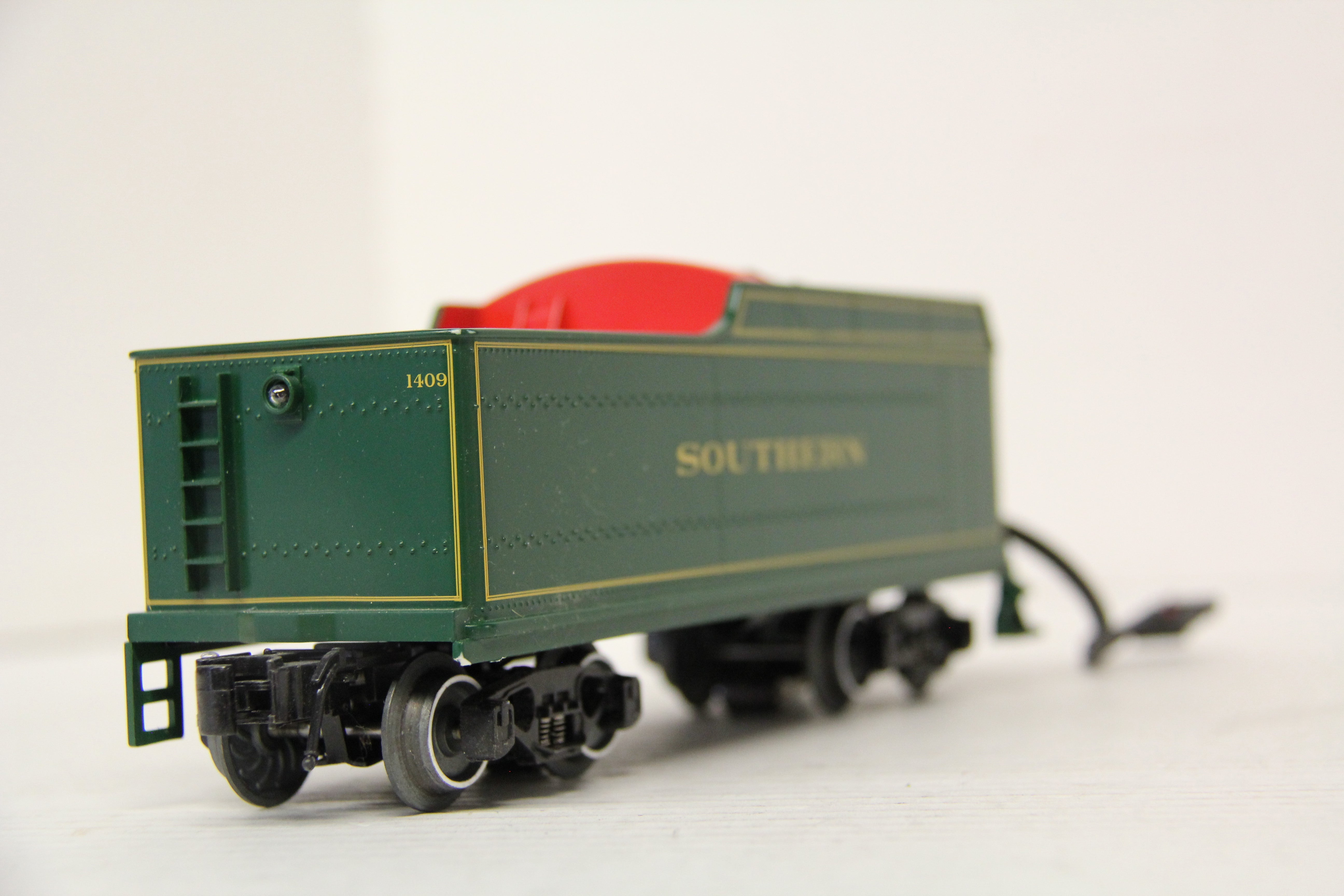 Bachmann Williams Southern 4-6-2 Pacific Steam Locomotive and Tender #1409-Second hand-M4720