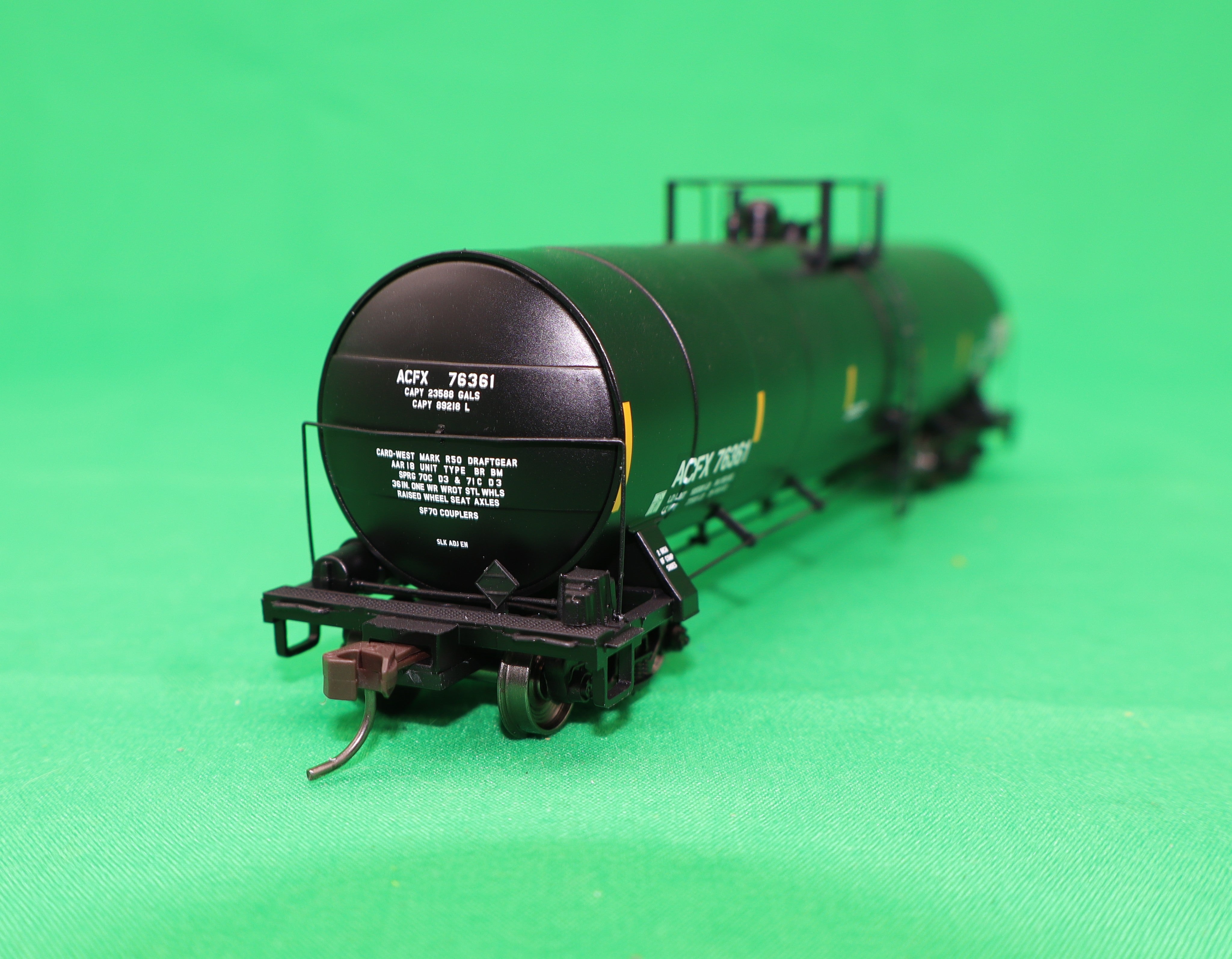 Atlas HO 20 007 619 - Master - ACF 23,500 Gallon Tank Car "ACFX" #76361