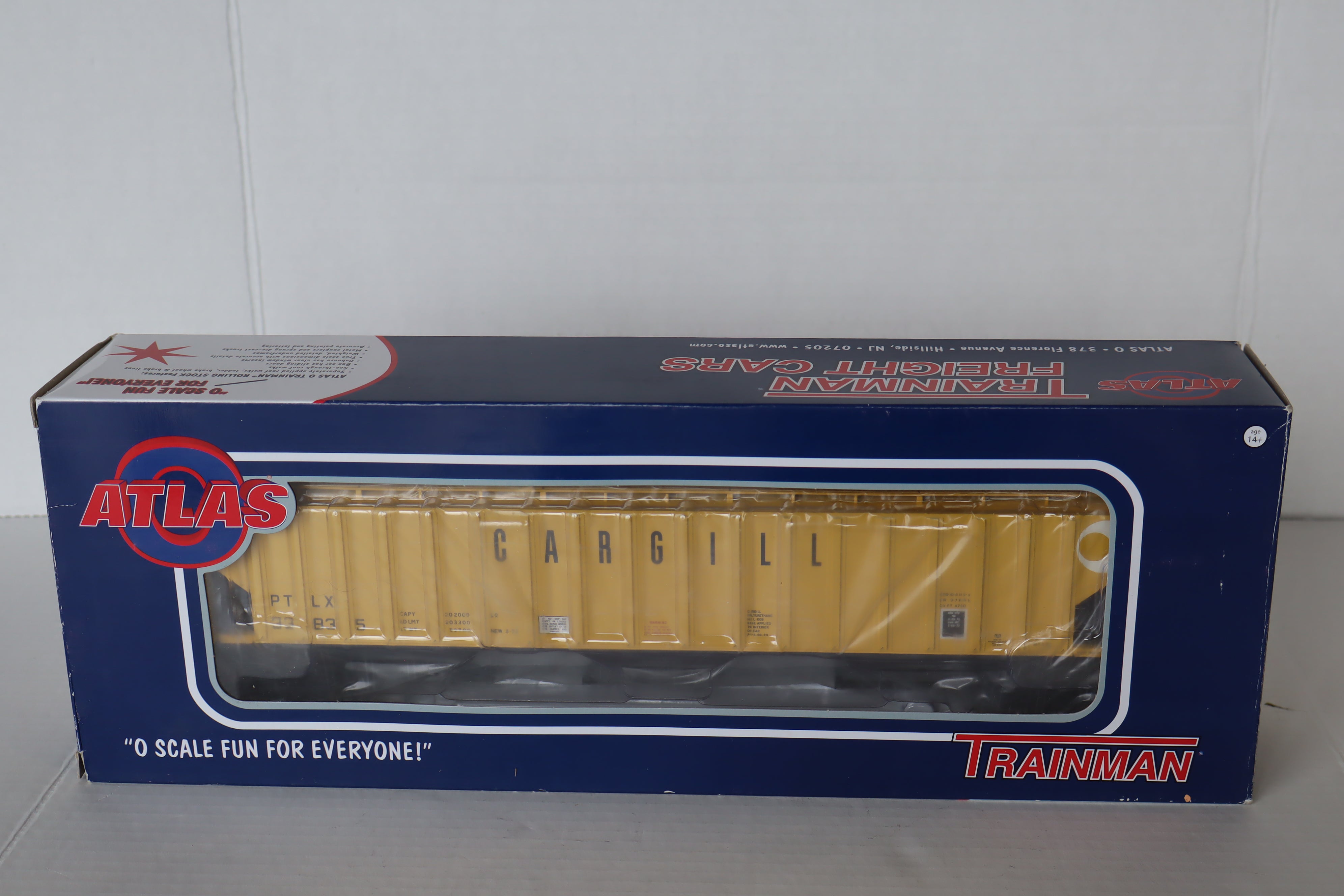 Atlas Trainman #2001630-1 Cargill (Grain) #33835 P-S 4750 Covered Hopper-Second hand-M8164