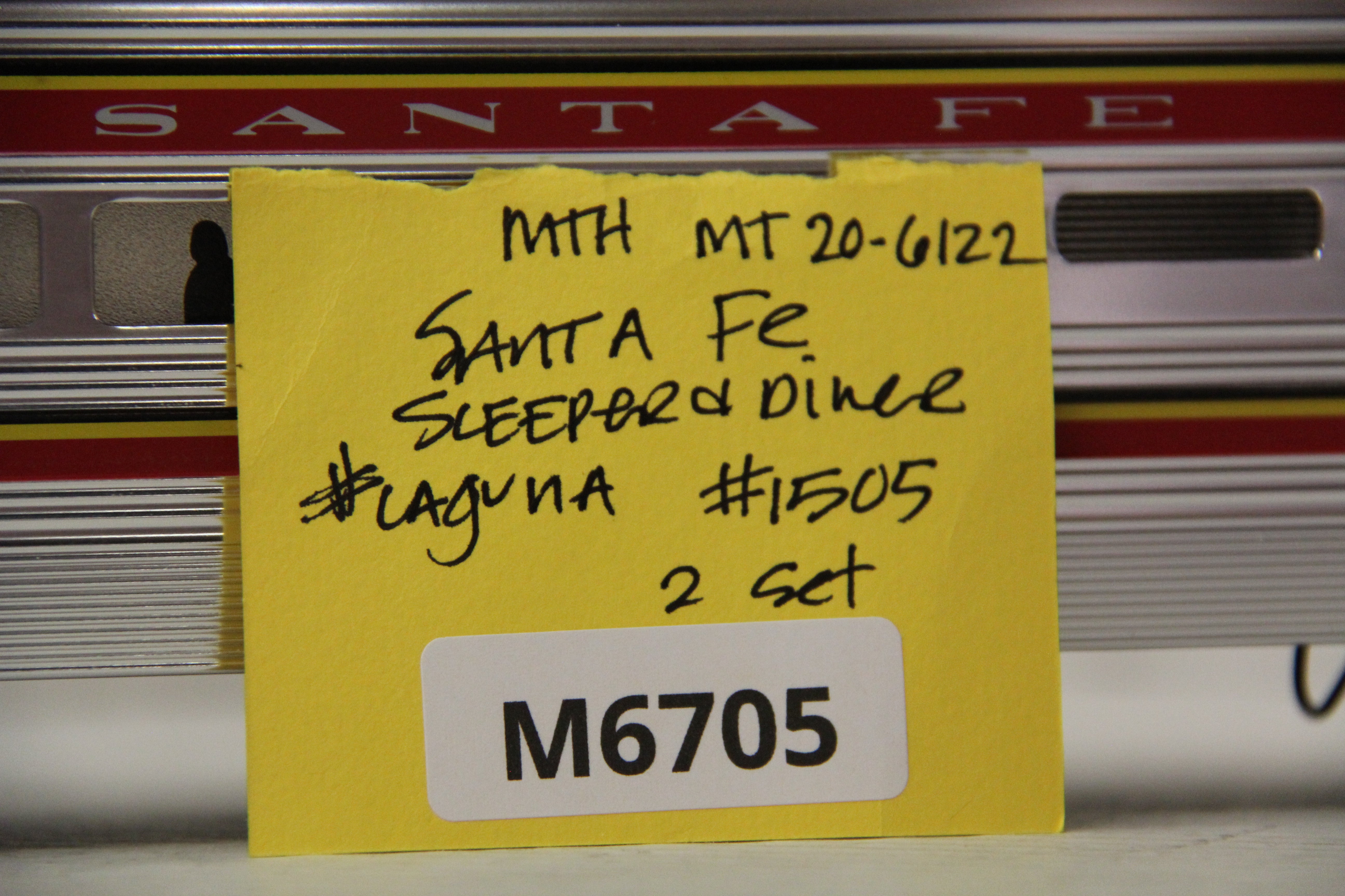 MTH 20-6122 Santa Fe Santa Fe El Capitan 2-Car 60' Sleeper/Diner Aluminum Passenger Set-Second hand-M6705