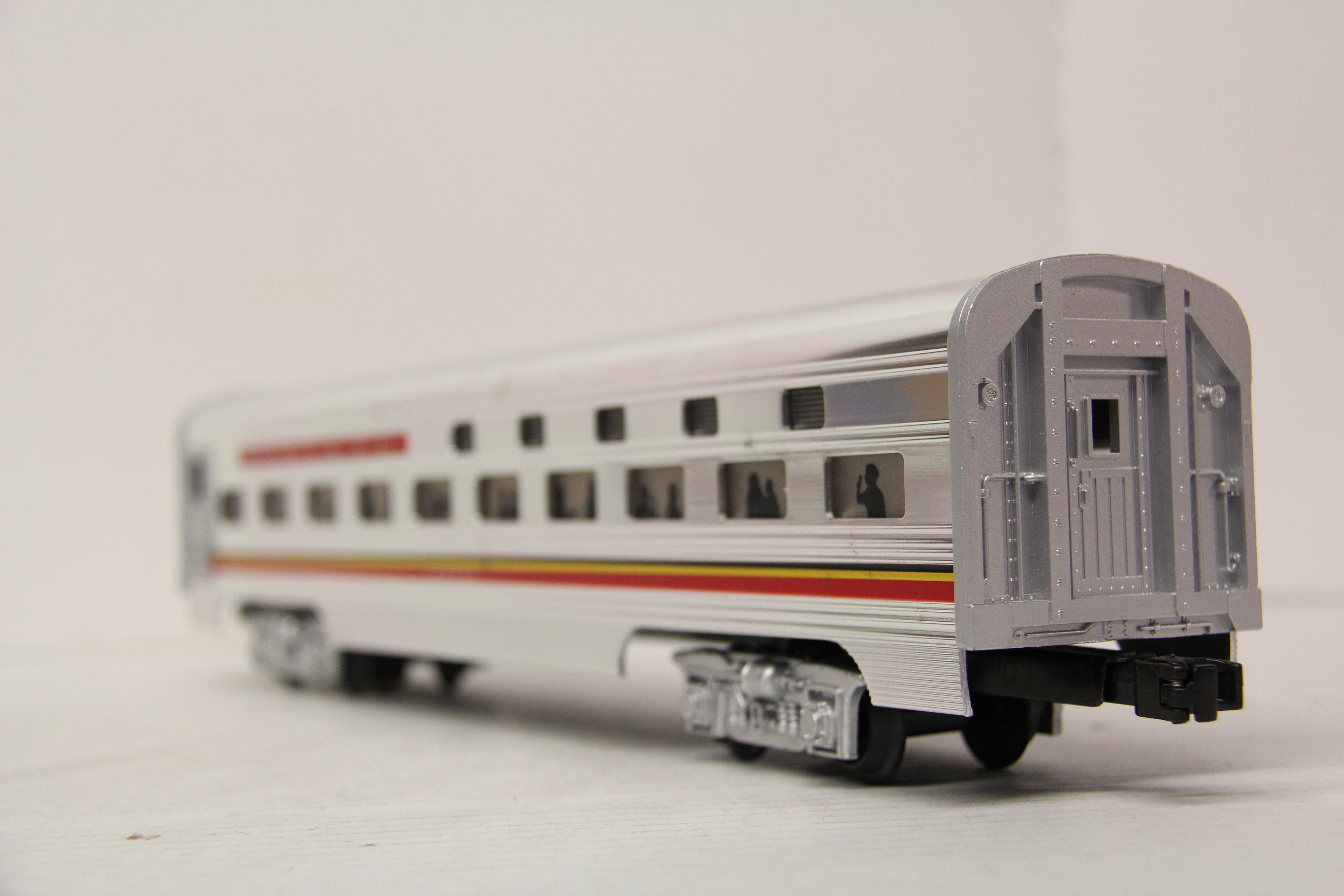 MTH 20-6122 Santa Fe Santa Fe El Capitan 2-Car 60' Sleeper/Diner Aluminum Passenger Set-Second hand-M6705