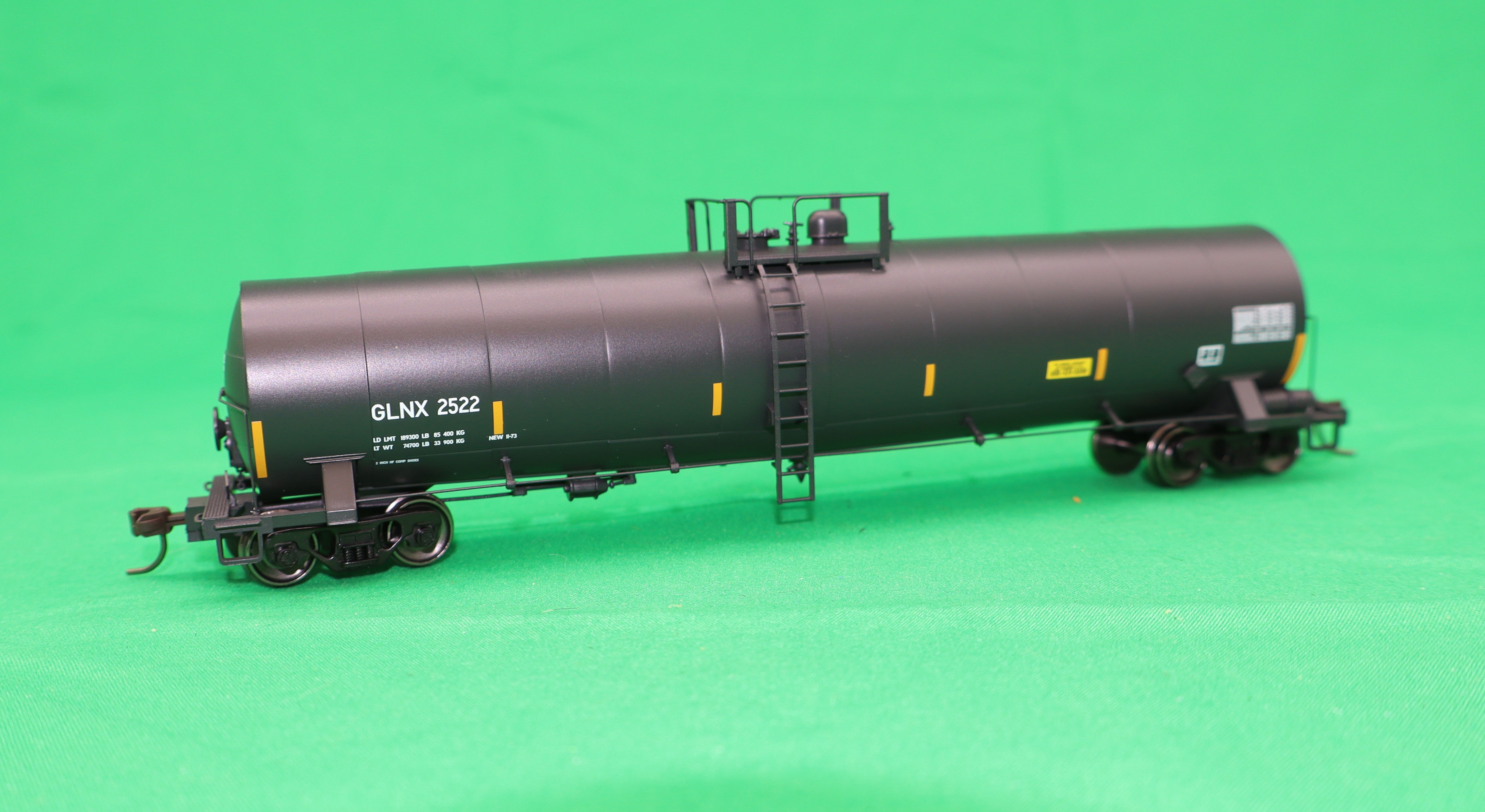 Atlas HO 20 007 627 - Master - ACF 23,500 Gallon Tank Car "GLNX" #2522