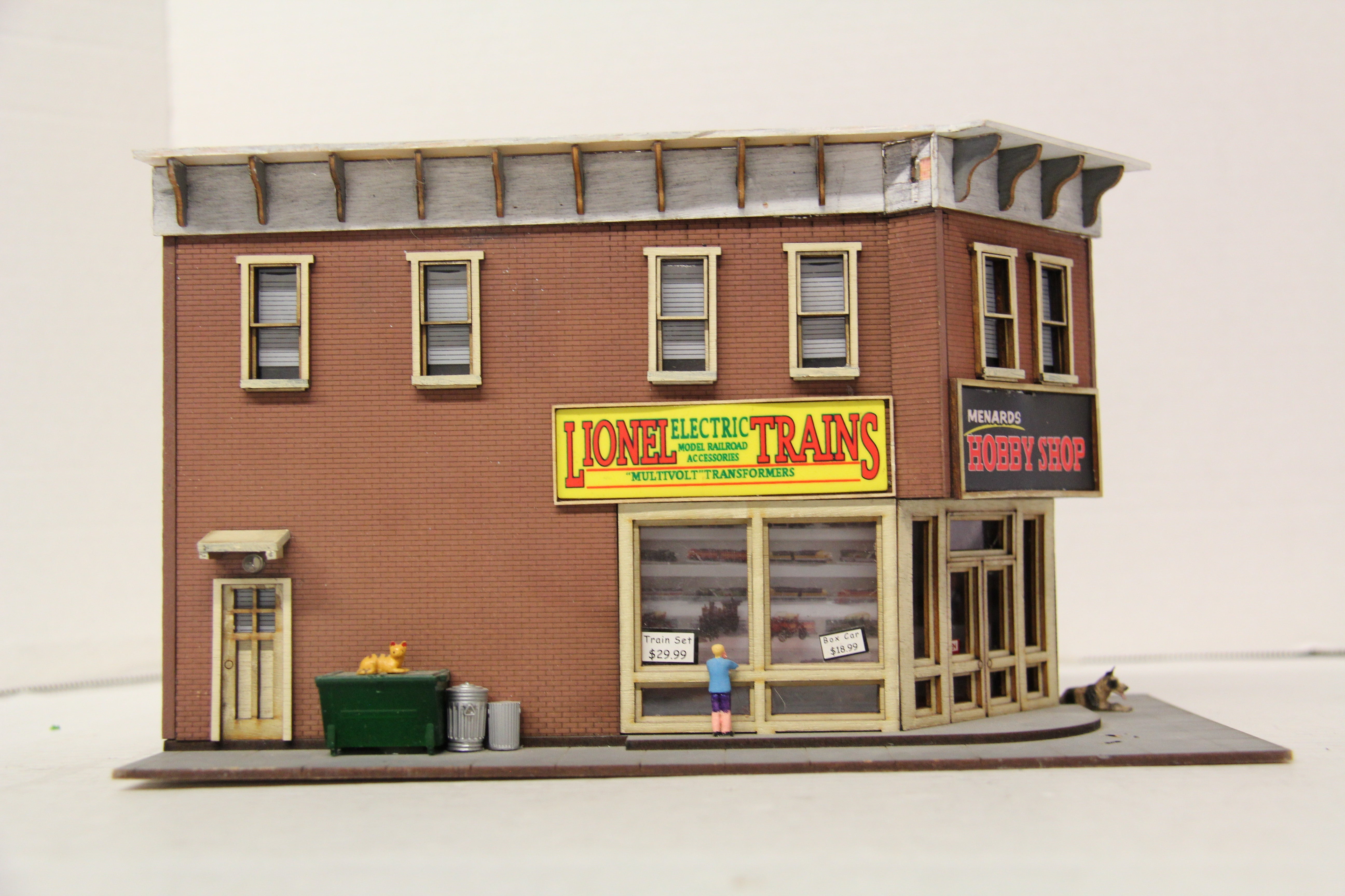 Menards #279-2677 Menards Hobby Shop-Second hand-M6707