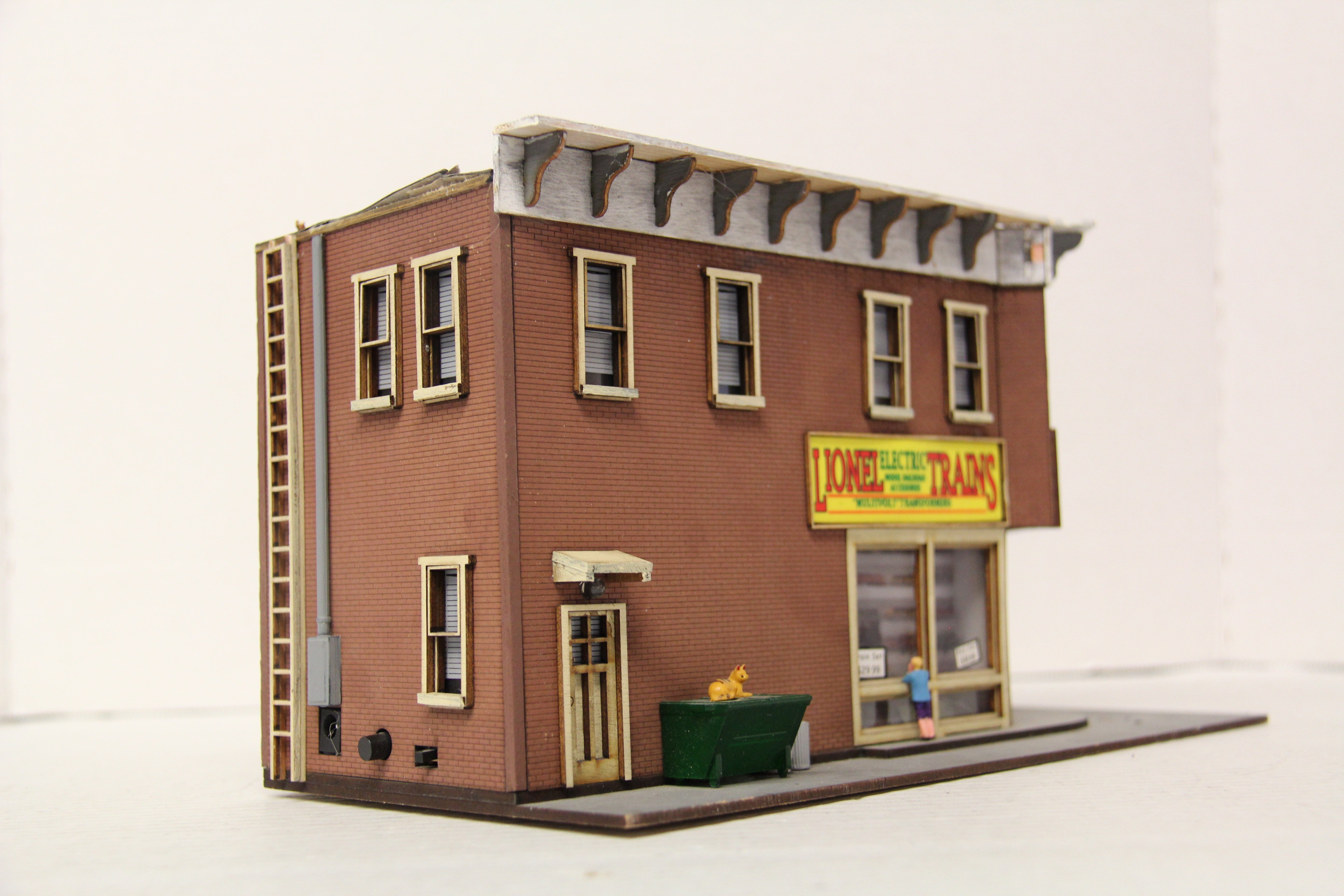 Menards #279-2677 Menards Hobby Shop-Second hand-M6707