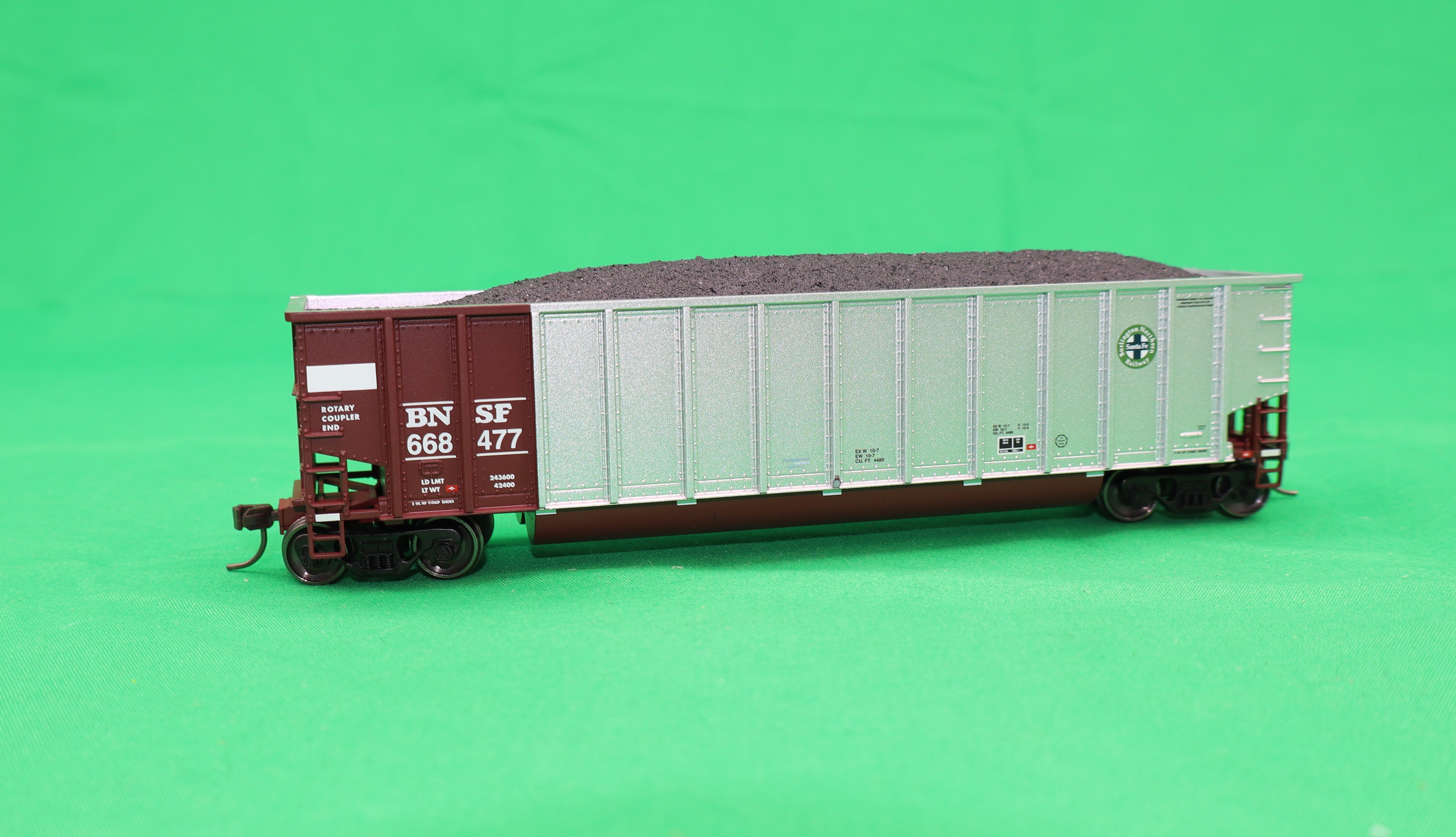 Atlas HO 20 007 704 - Trainman - Aluminum Coal Gondola Car "BNSF" #668477