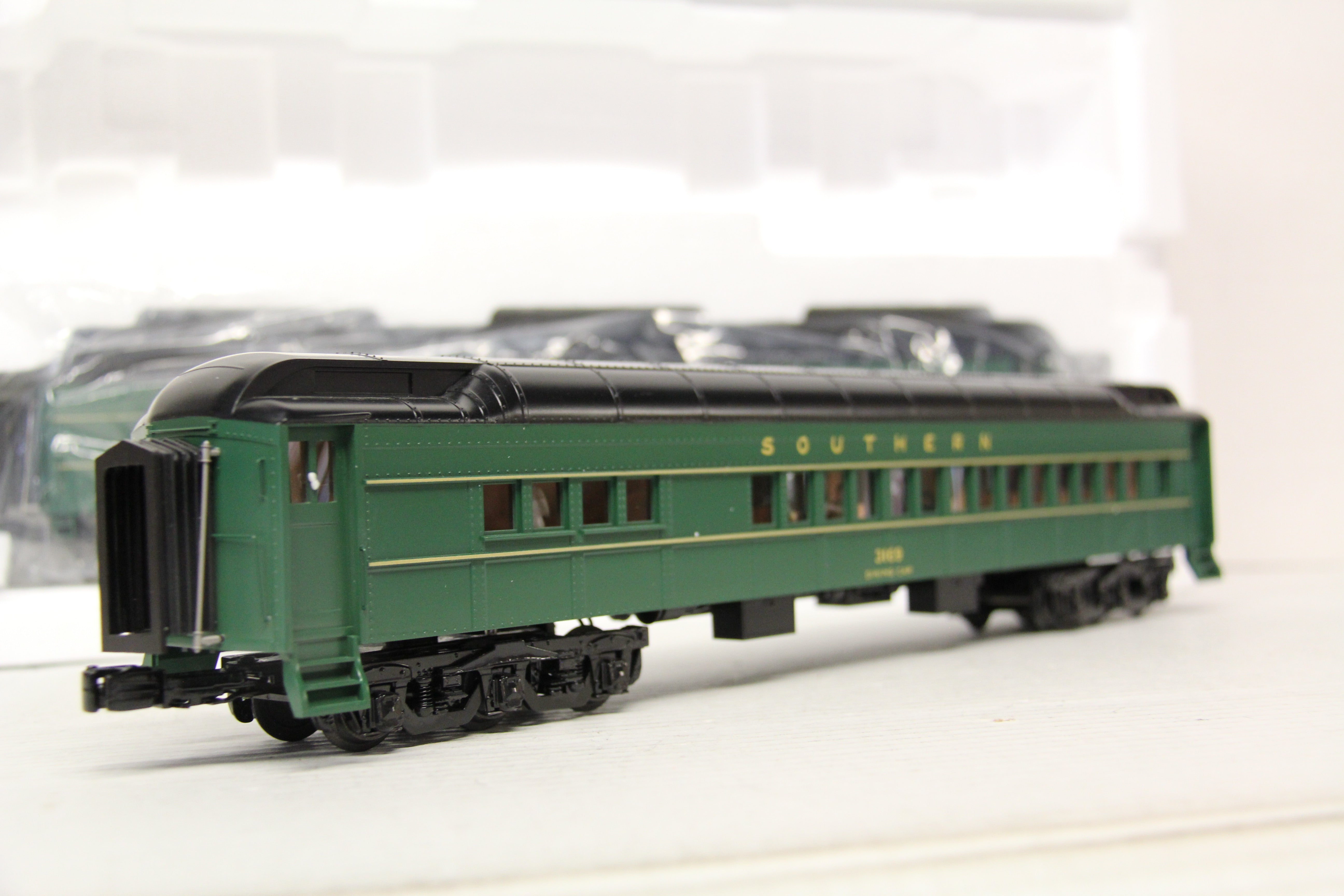 Atlas #3007058-1 /-2 Southern 70' Heavyweight Combine/Diner Set-Second hand-M6727