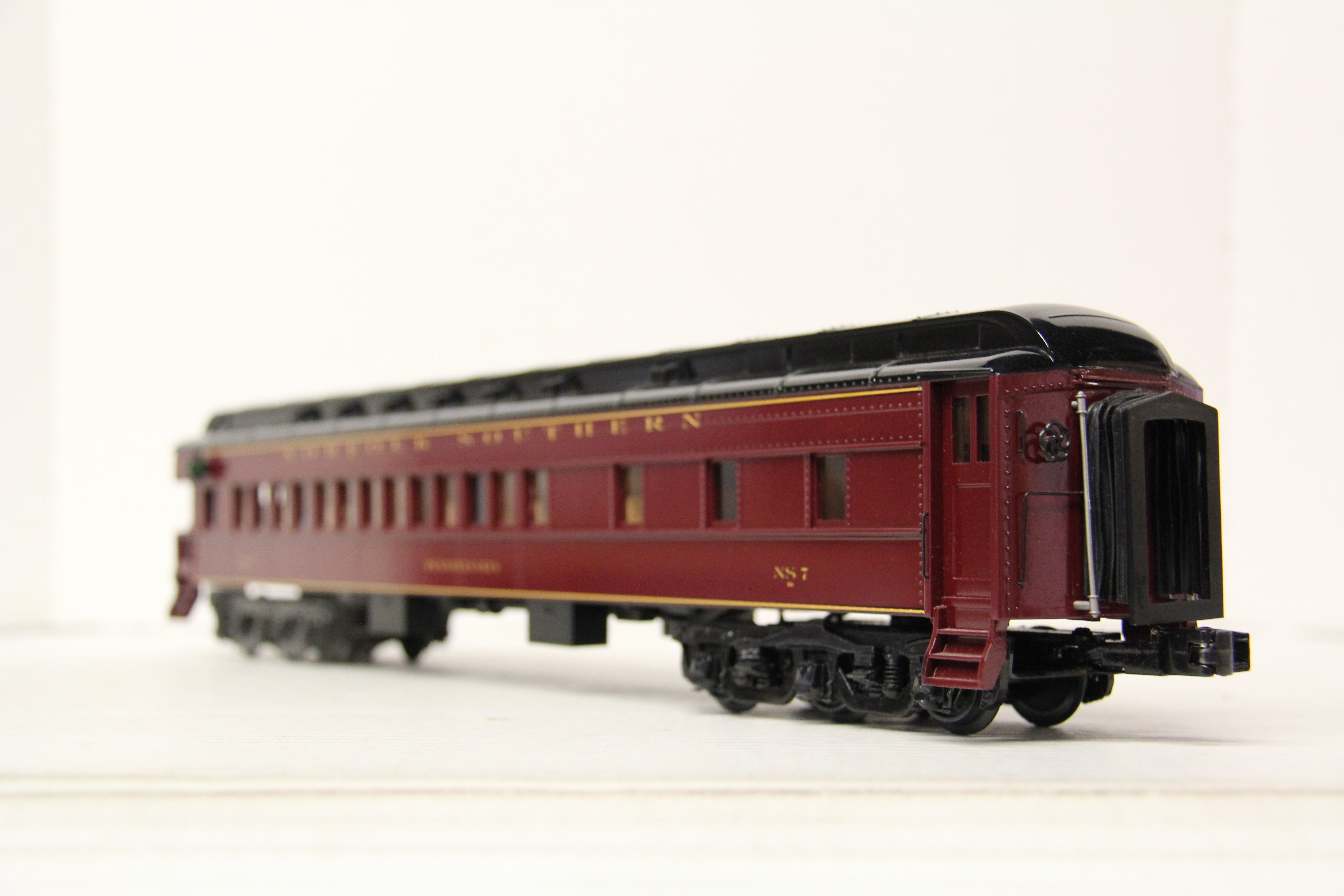 MTH 20-43002 Norfolk Southern 70' Madison Observation Passenger Car-Second hand-M6733