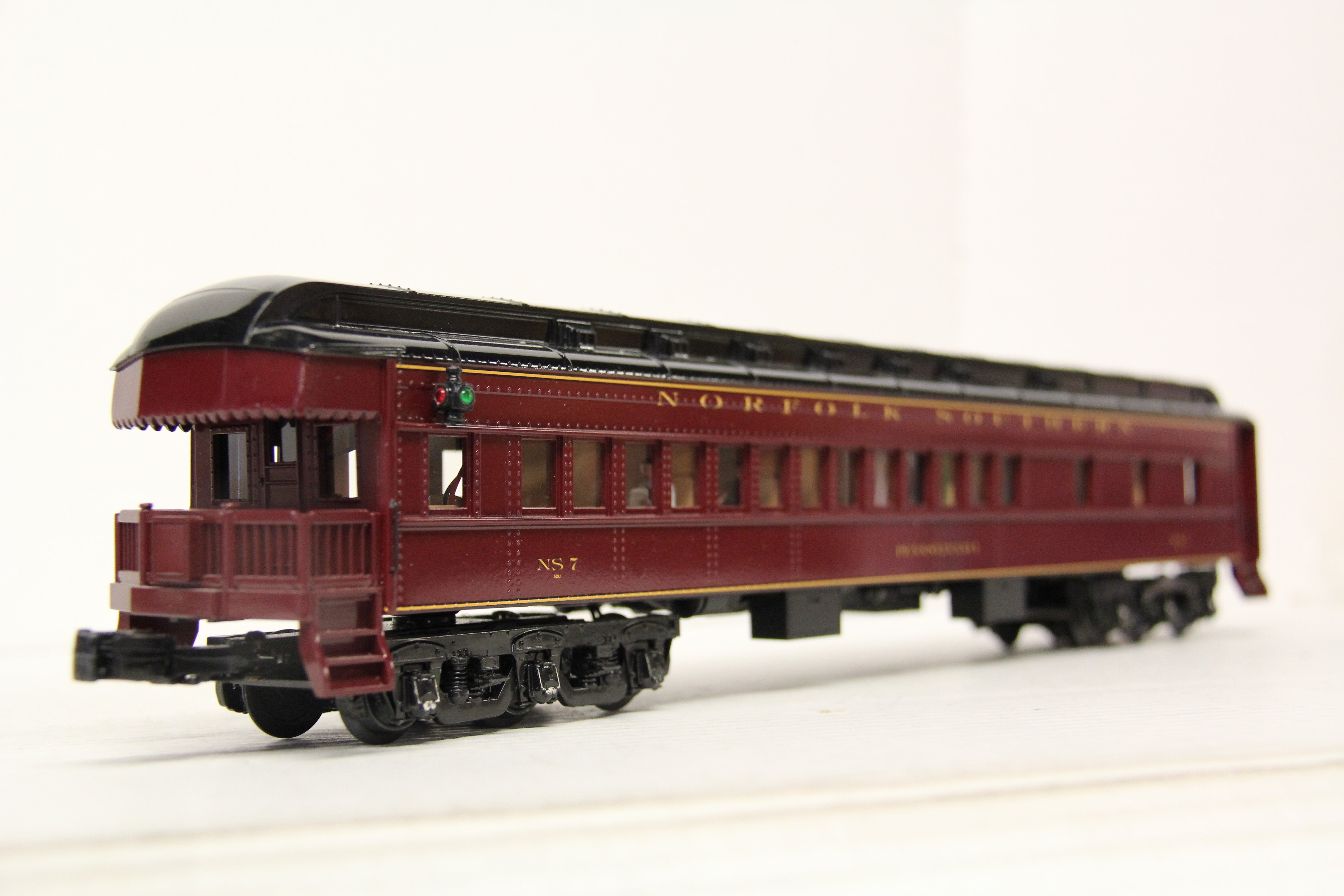 MTH 20-43002 Norfolk Southern 70' Madison Observation Passenger Car-Second hand-M6733