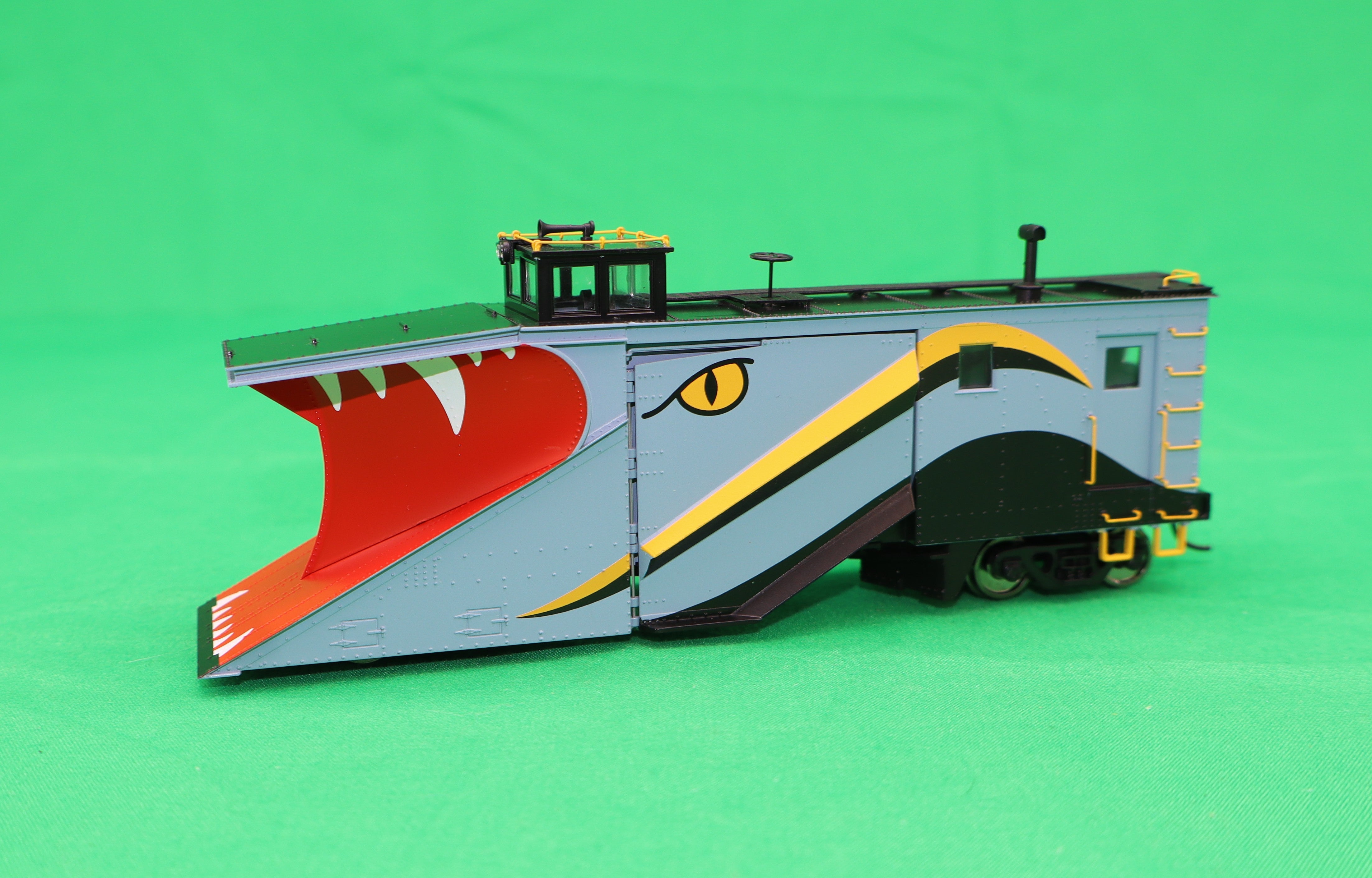 Walthers HO 920-110037 - Proto - Russell Snowplow “JAWS”