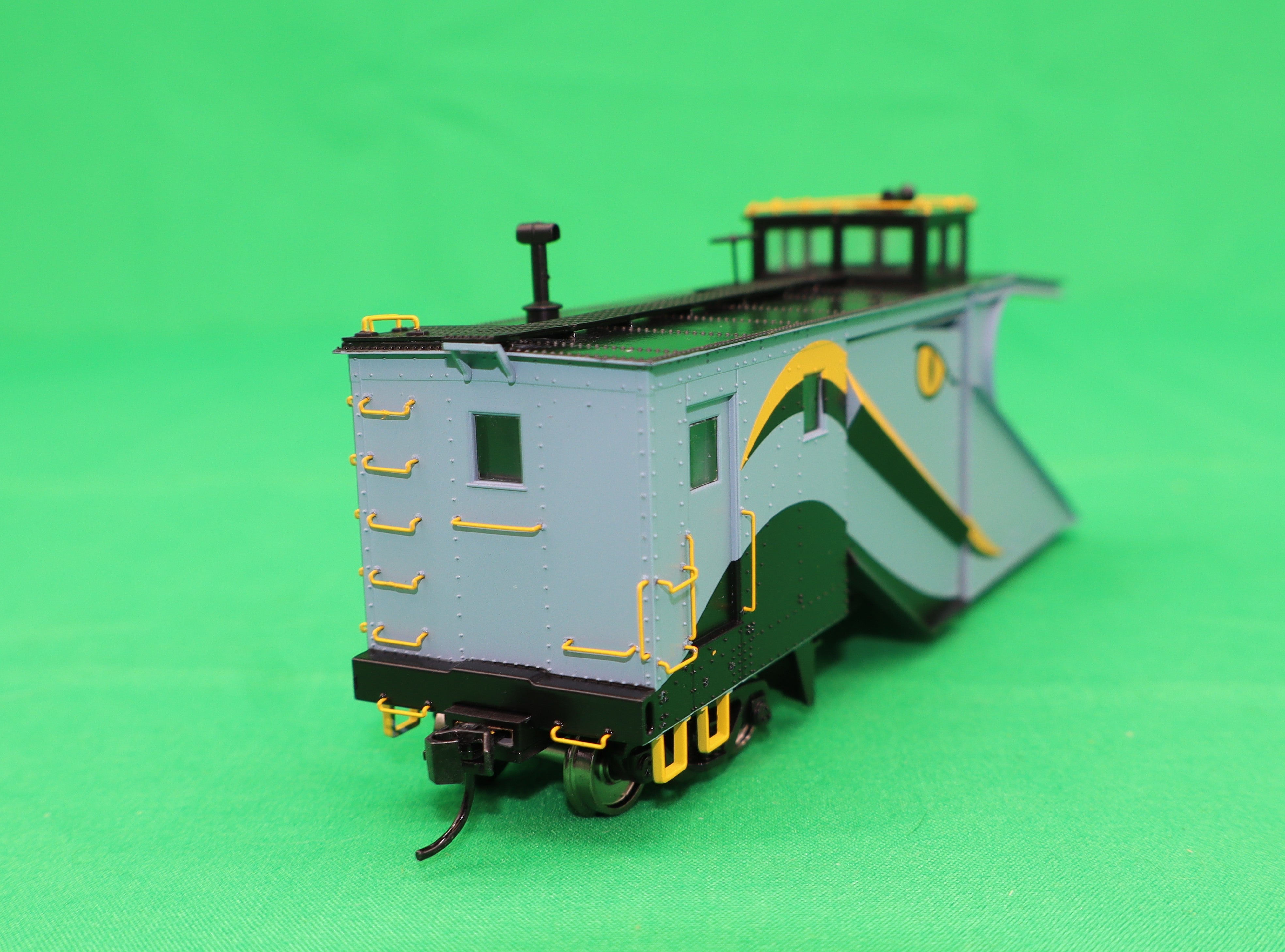 Walthers HO 920-110037 - Proto - Russell Snowplow “JAWS”