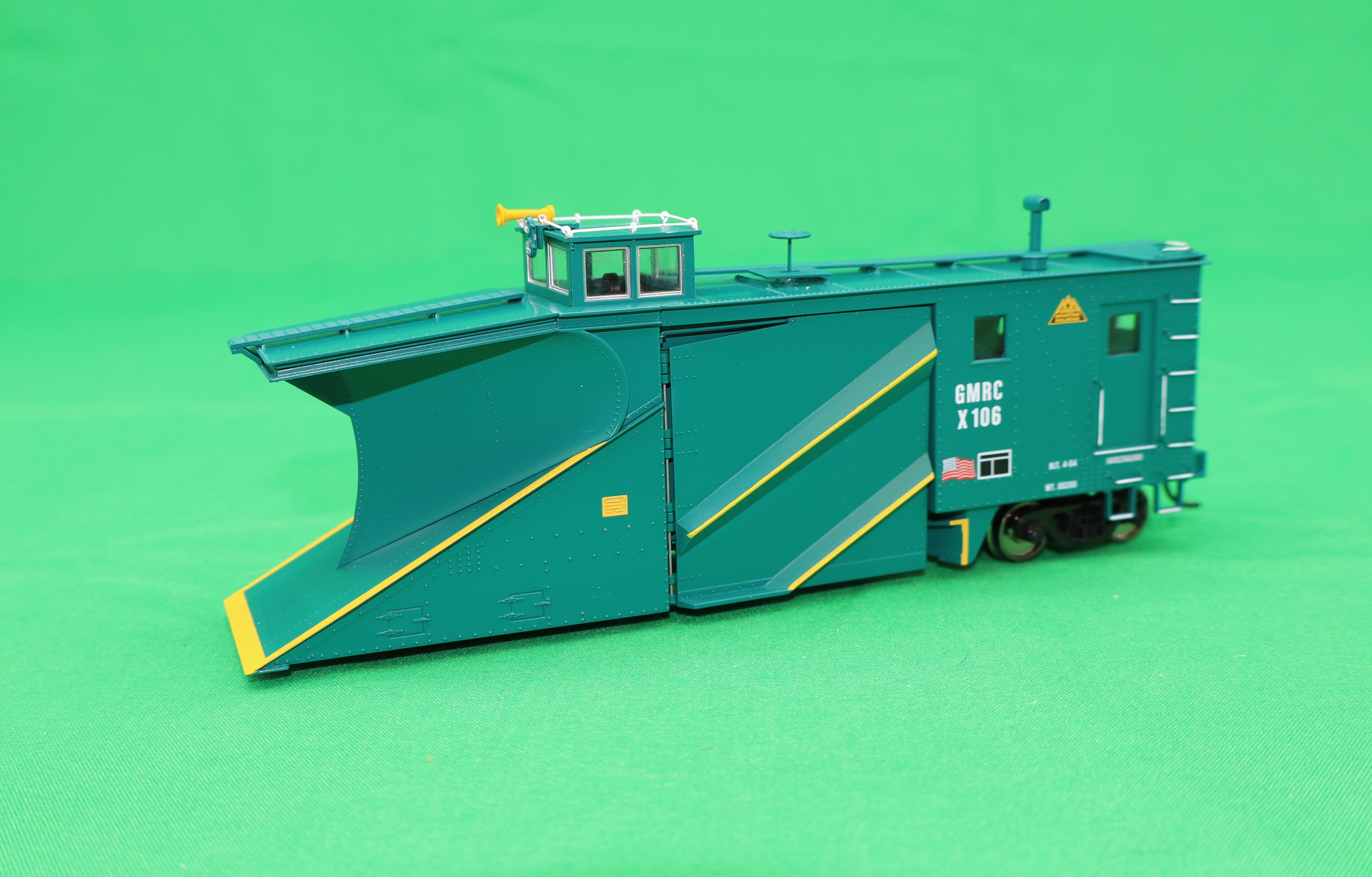 Walthers HO 920-110033 - Proto - Russell Snowplow “Green Mountain” #X106