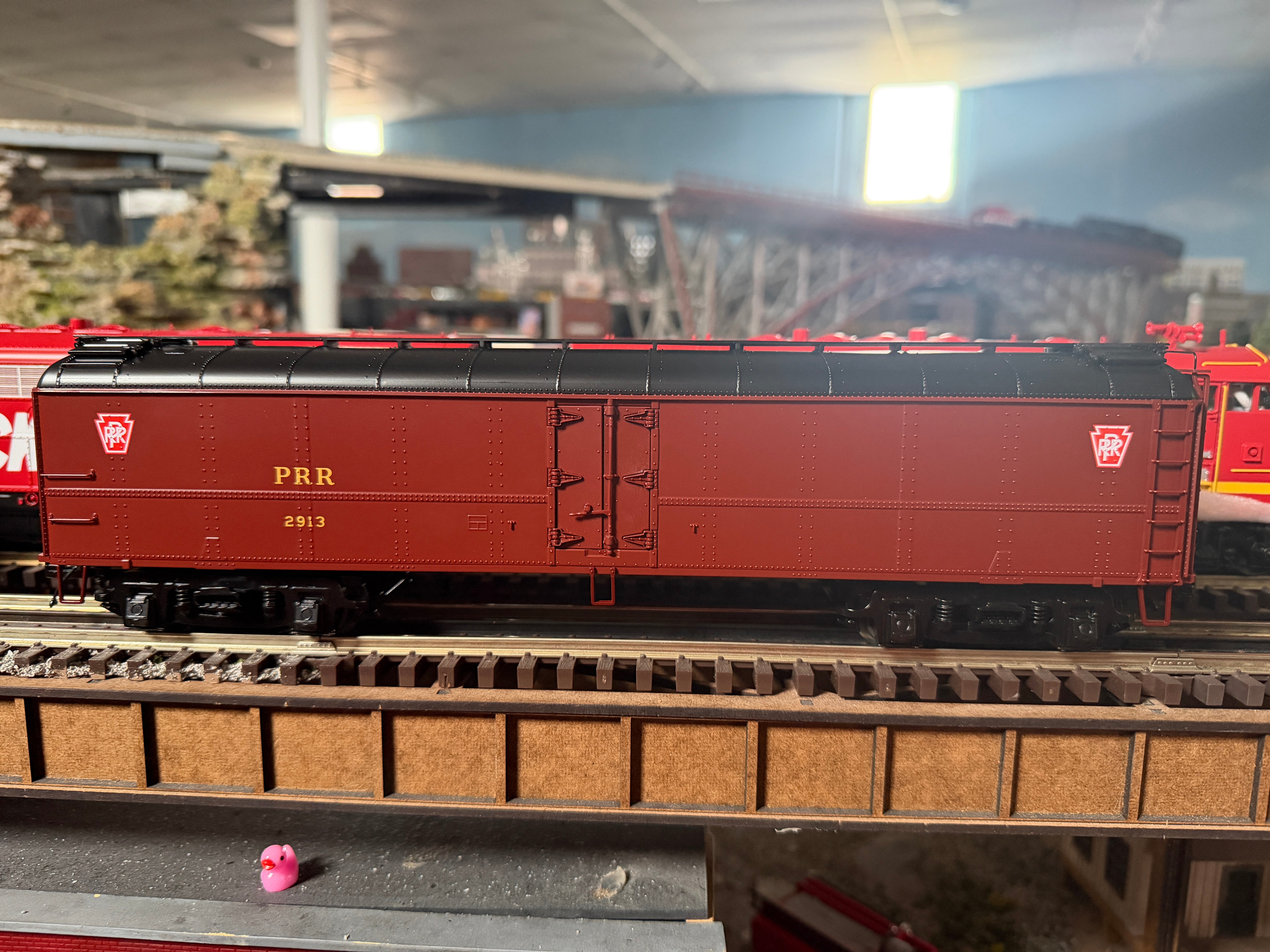 MTH 20-94769 - R50B Express Reefer Car "Pennsylvania" #2913 w/ Herald (Tuscan) - Custom Run for MrMuffin'sTrains - MrMuffin'sTrains