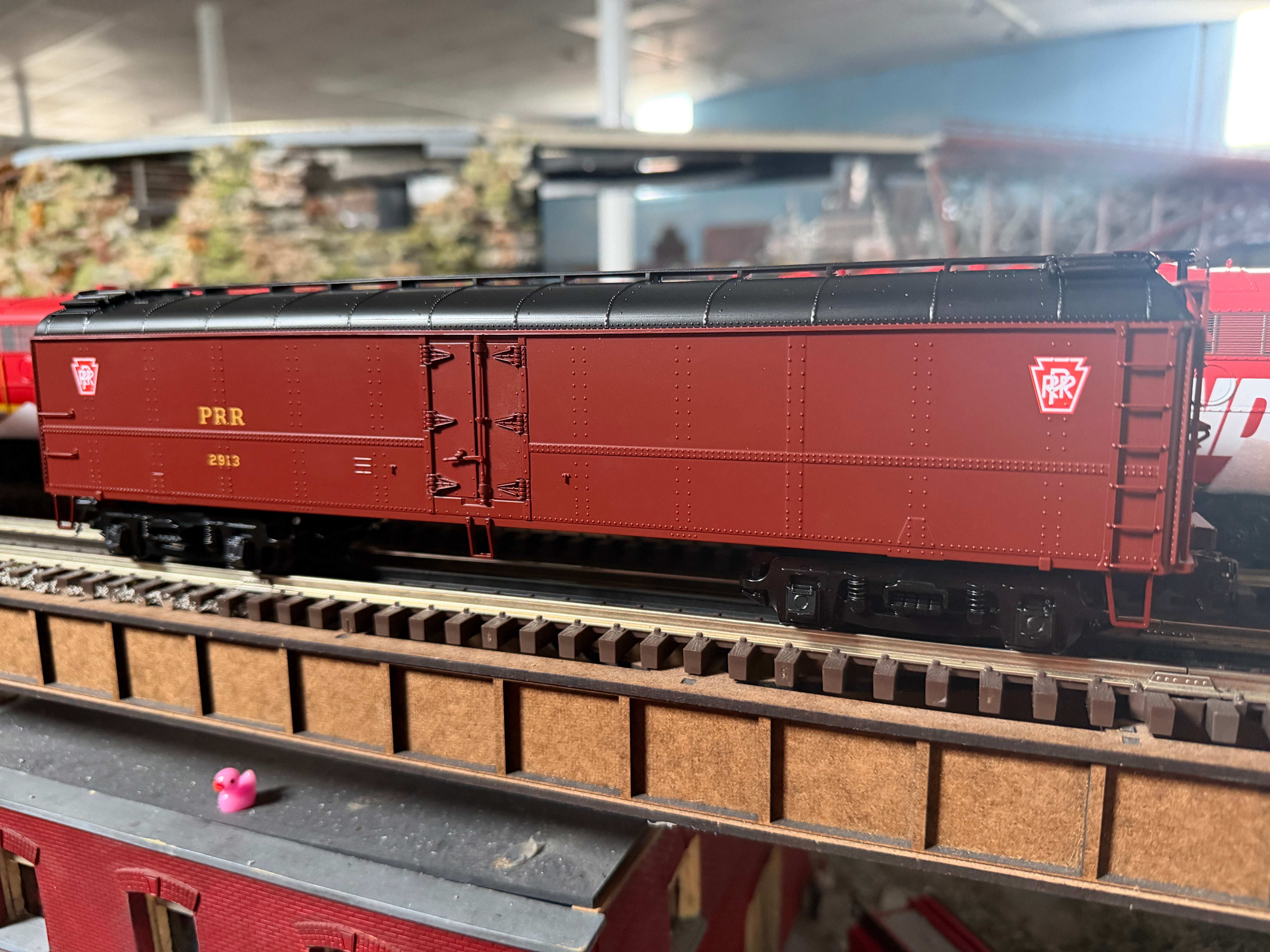 MTH 20-94770 - R50B Express Reefer Car "Pennsylvania" #2919 w/ Herald (Tuscan) - Custom Run for MrMuffin'sTrains